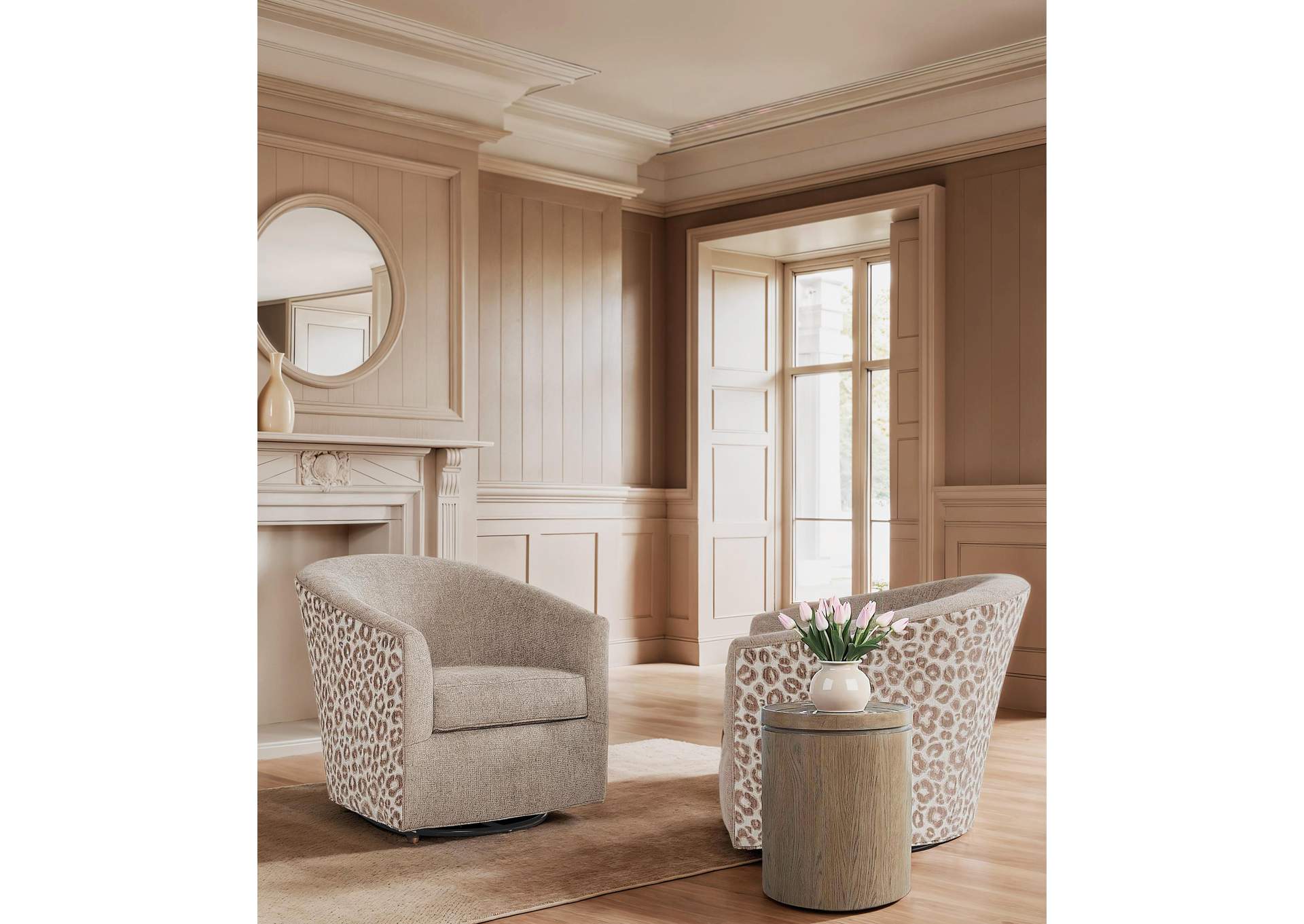 Sonnet Round Side Table image 7