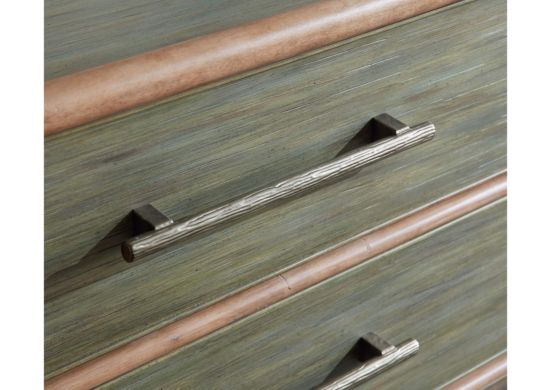 Retreat Pole Rattan Chest image 6