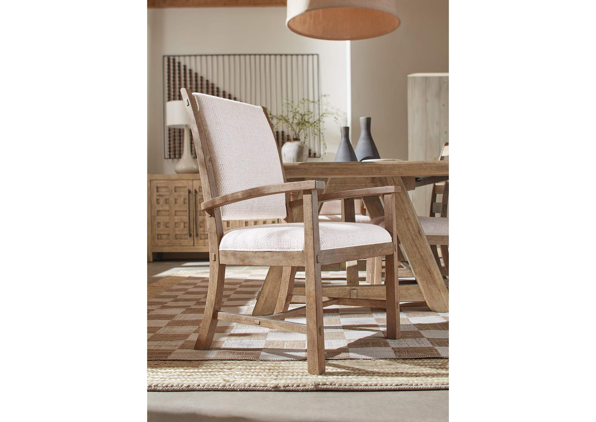 Vineyard Row Post Back Upholstered Arm Chair image 5