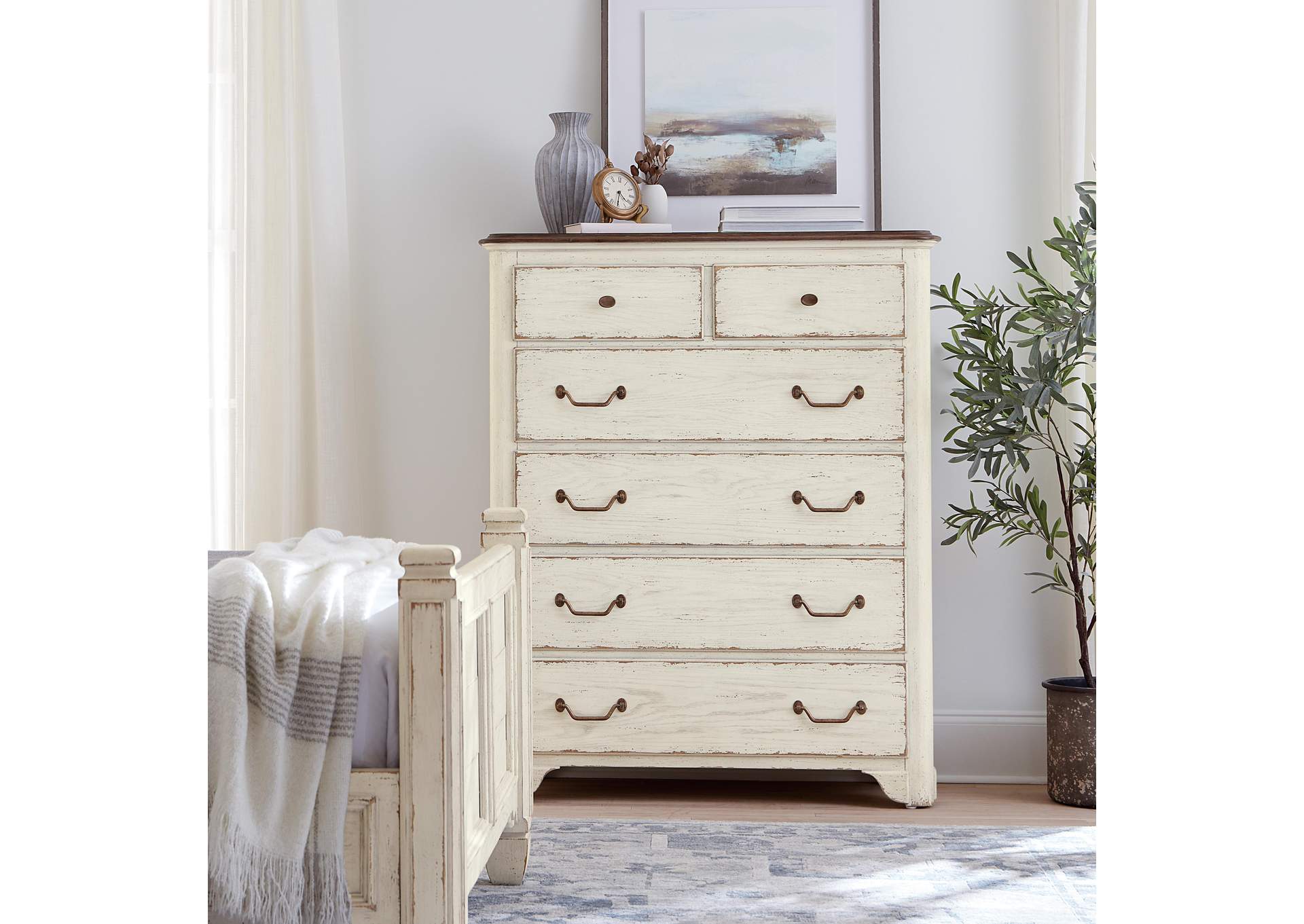 Americana Six - Drawer Chest image 5