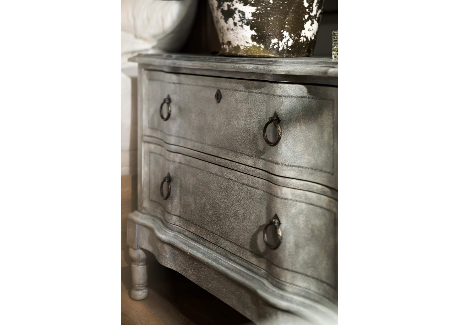 Boheme Verbena Bachelors Chest image 6