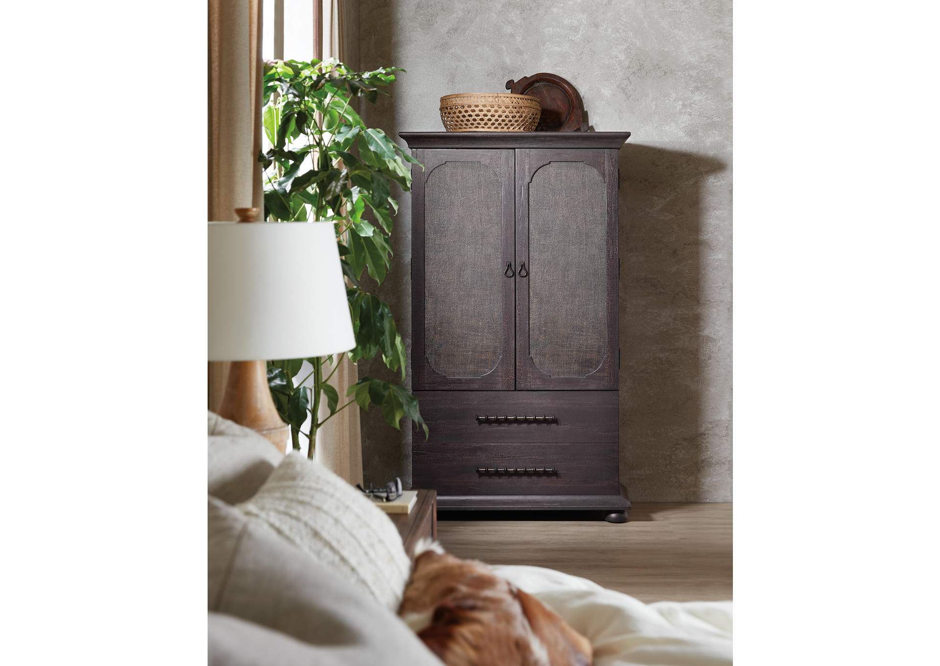 Big Sky Small Wardrobe image 7