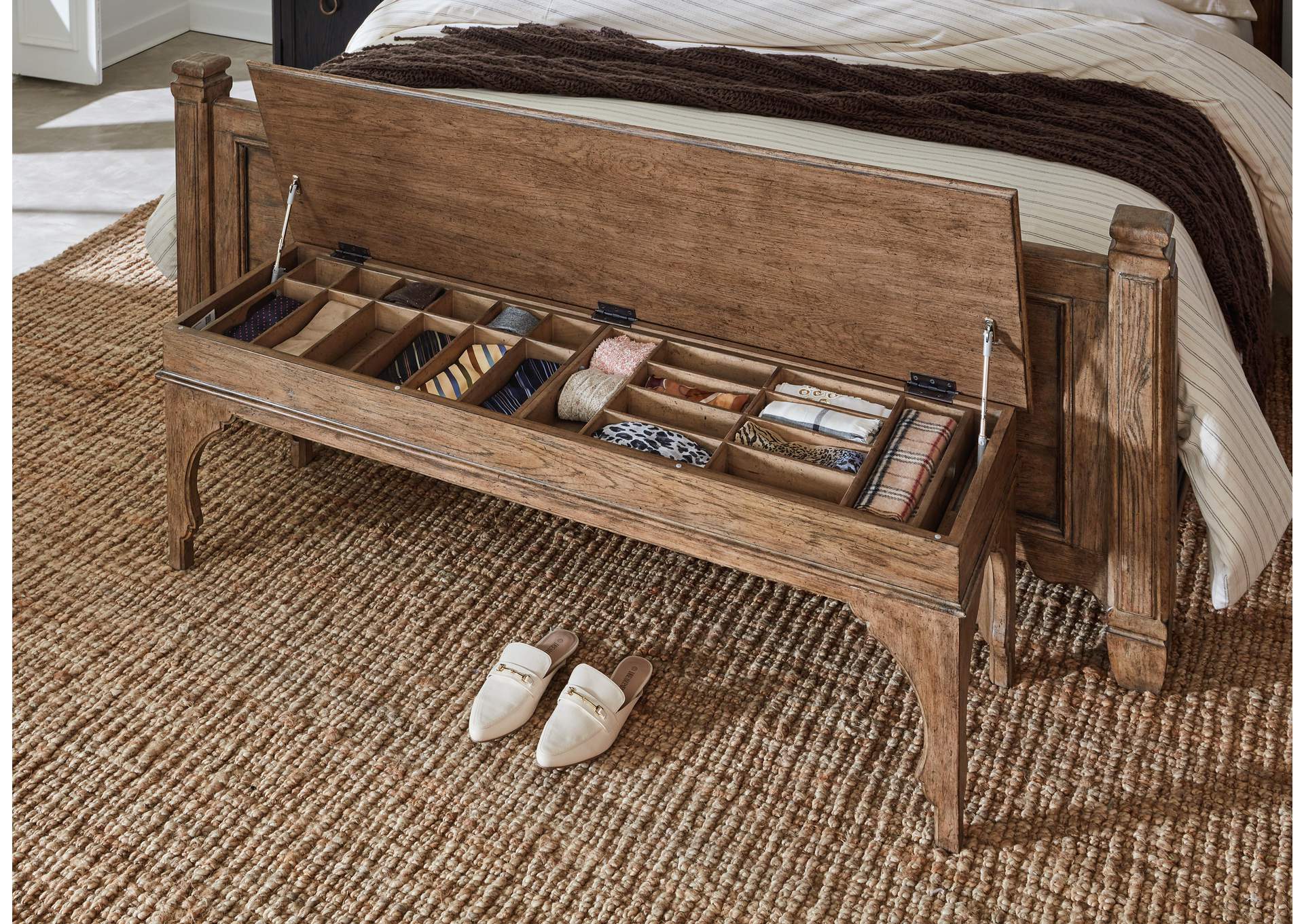 Americana Bed Bench image 8