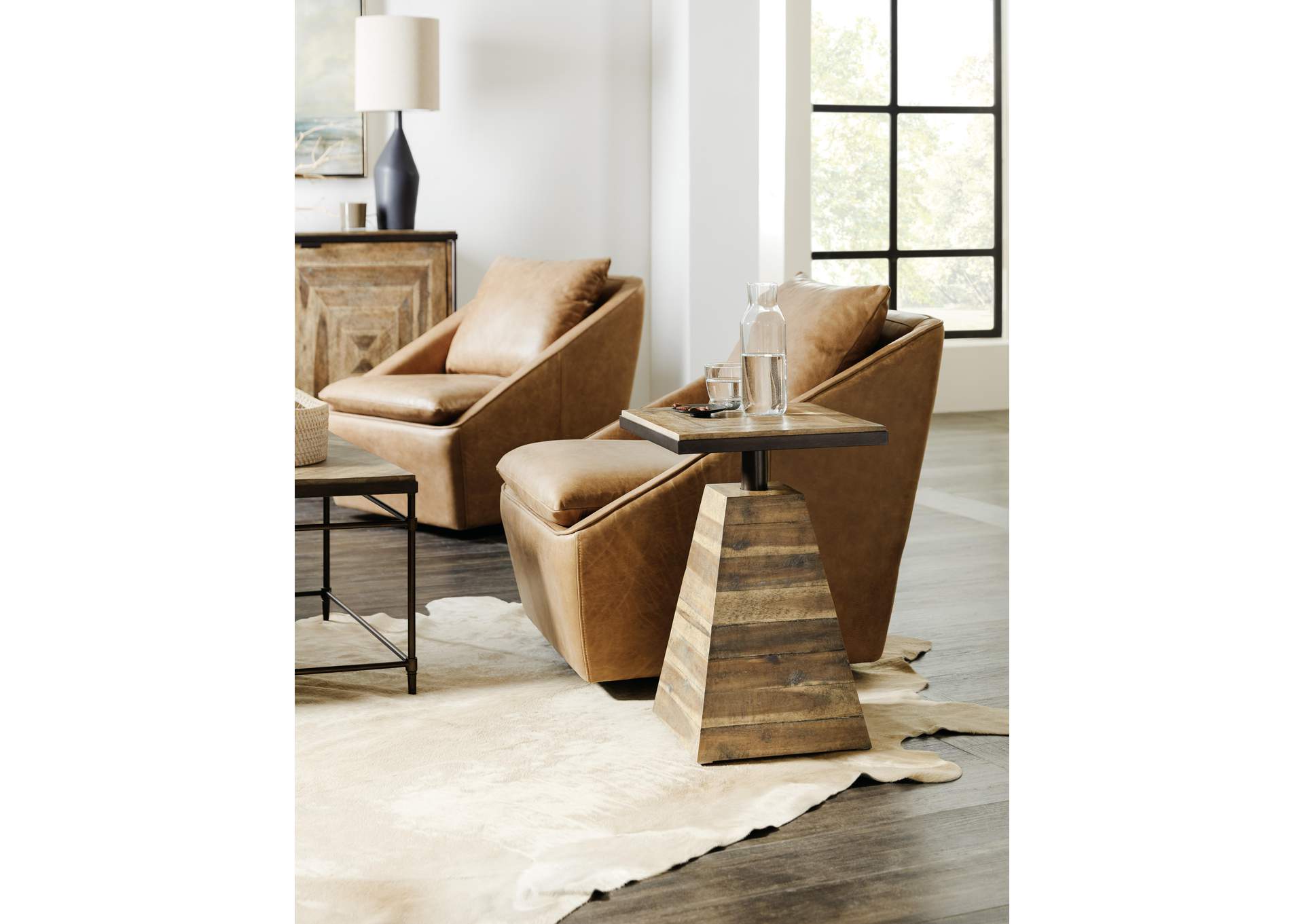 St. Armand Drink Table image 4