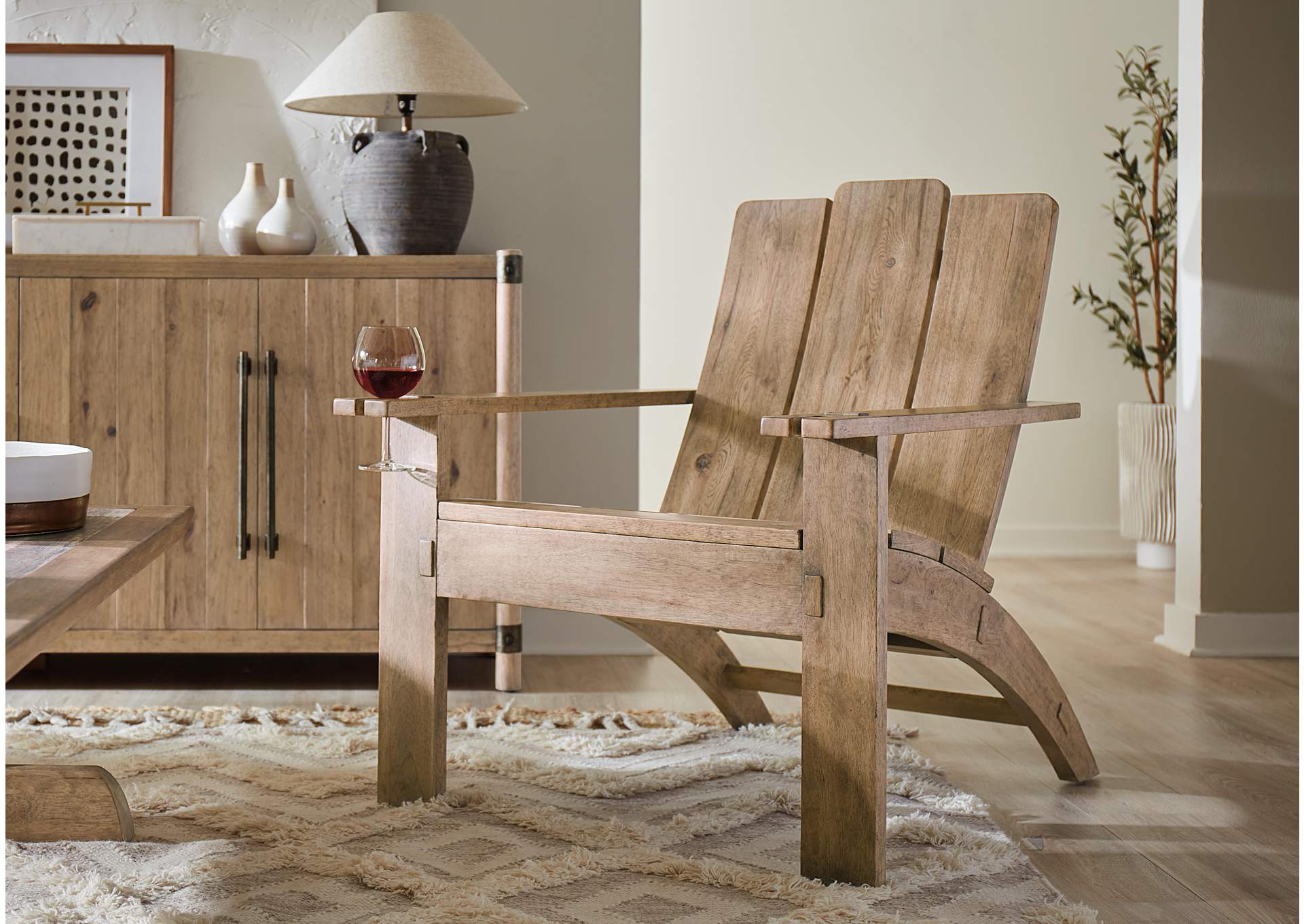 Vineyard Row Accent Chair image 6