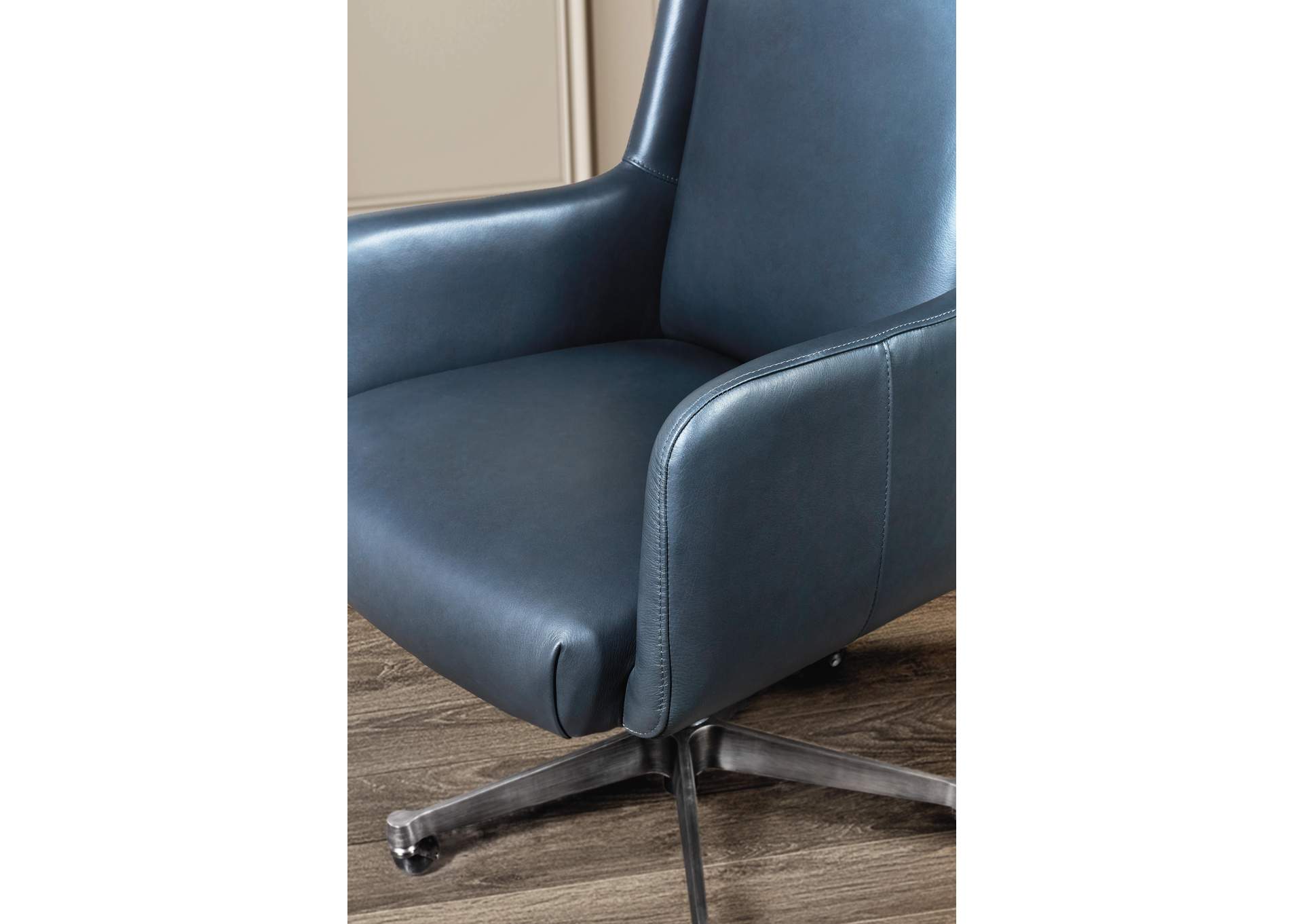 Benito Executive Swivel Tilt Chair image 7