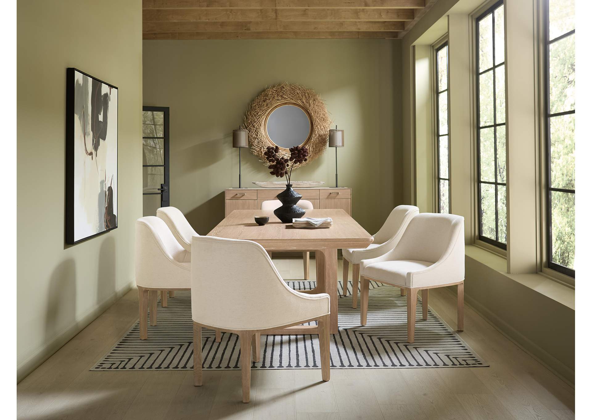 Banyon Bay Upholstered Host Chair image 7
