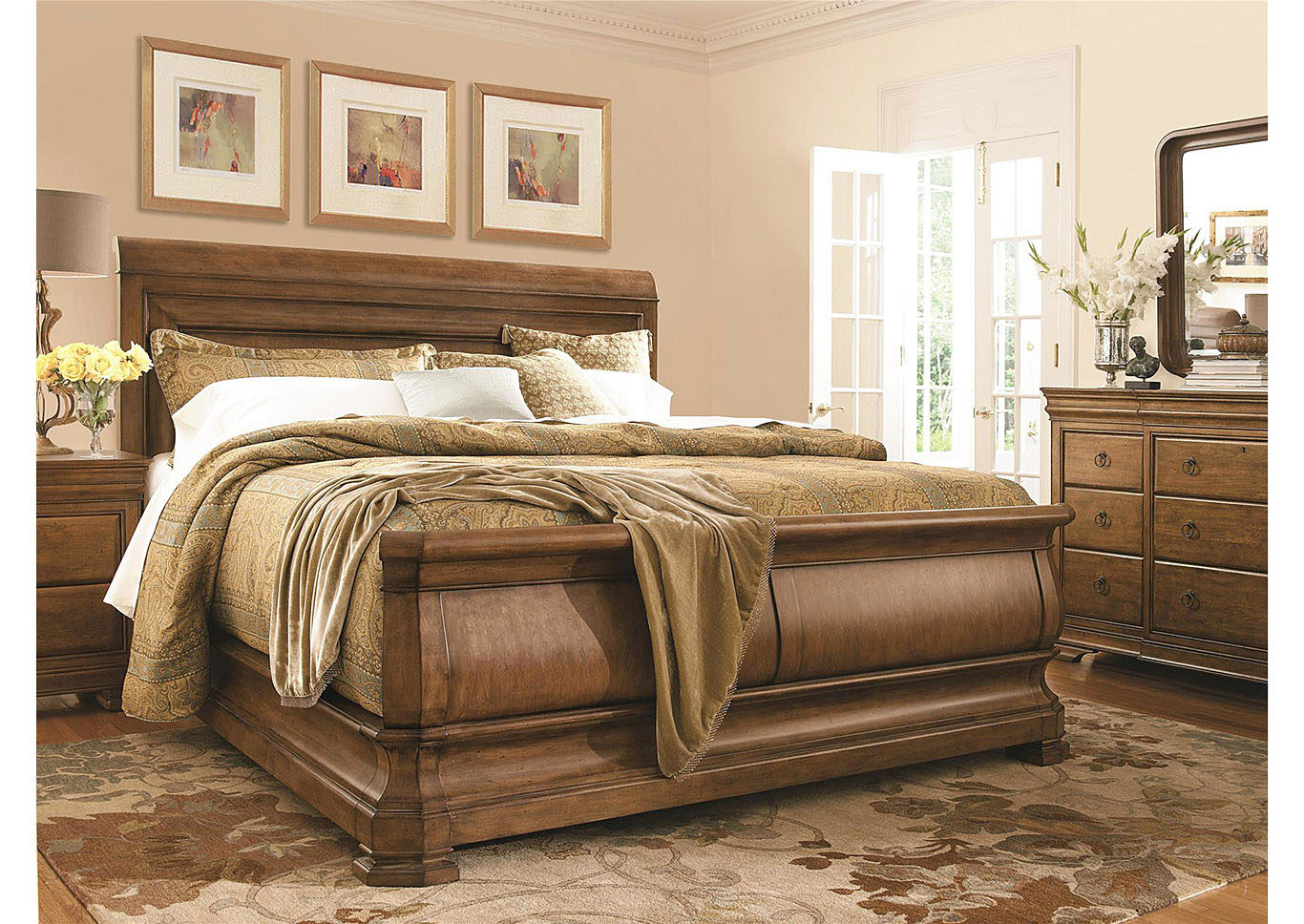 Crawford Queen Bed image 1