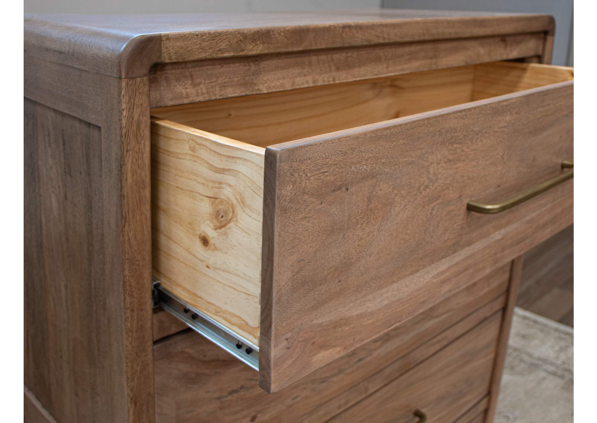 Mezquite Chest - Mezquite Brown