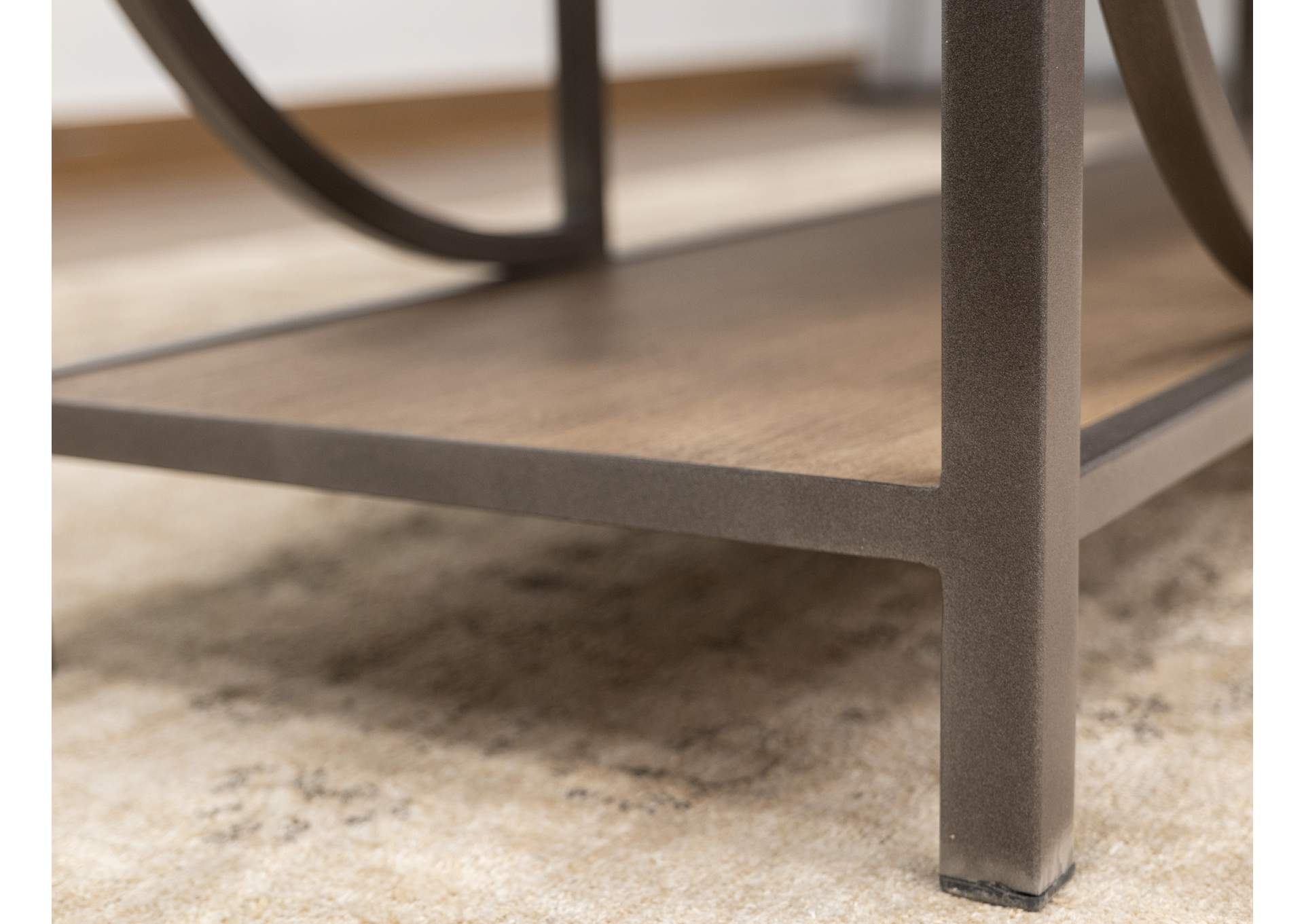 Zandria End Table - Peanut