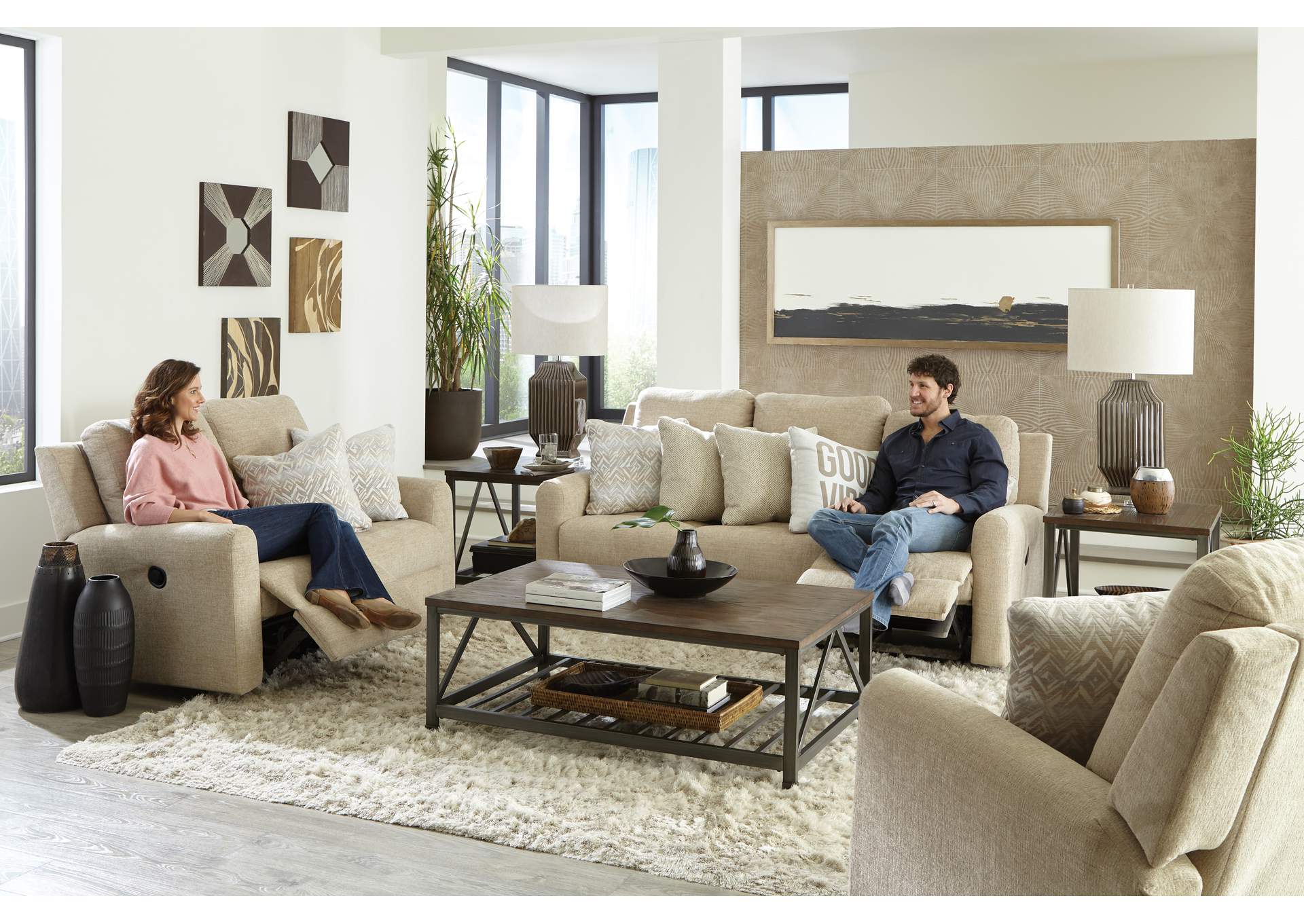 Calvin Power Wall Hugger Recliner image 3