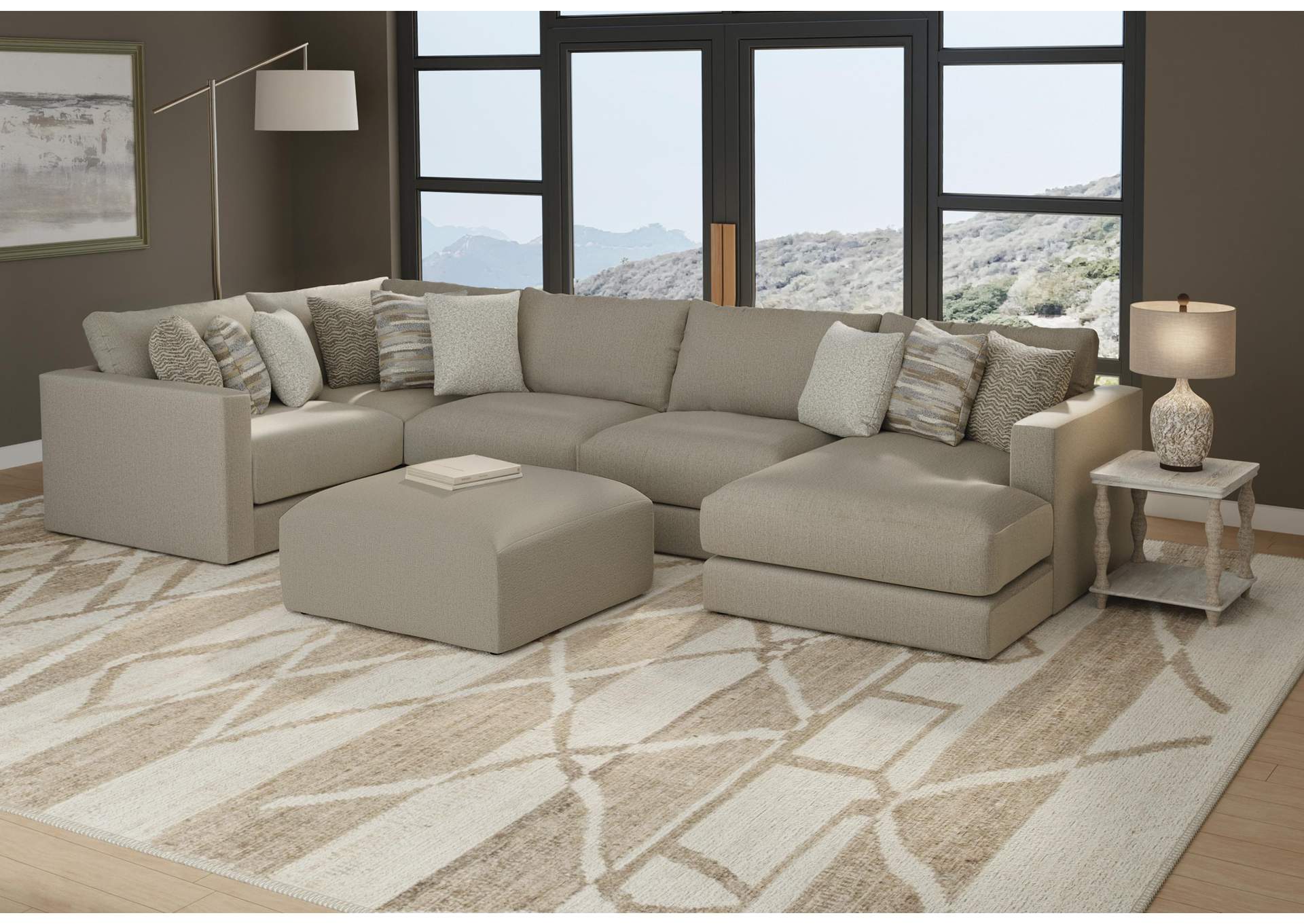Amelia Loveseat image 1