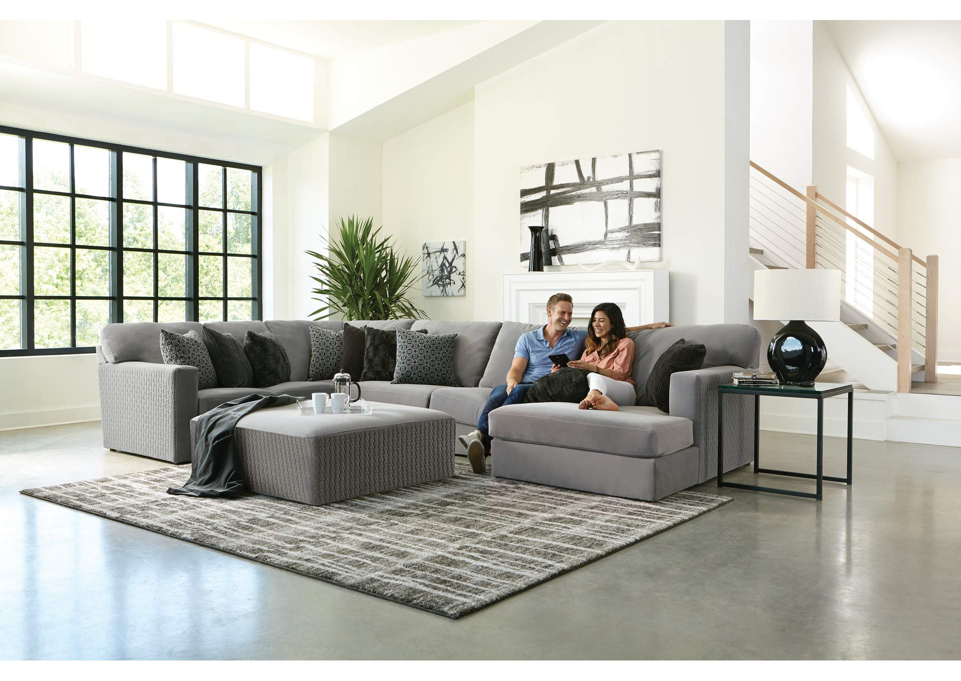 Carlsbad Cocktail Ottoman