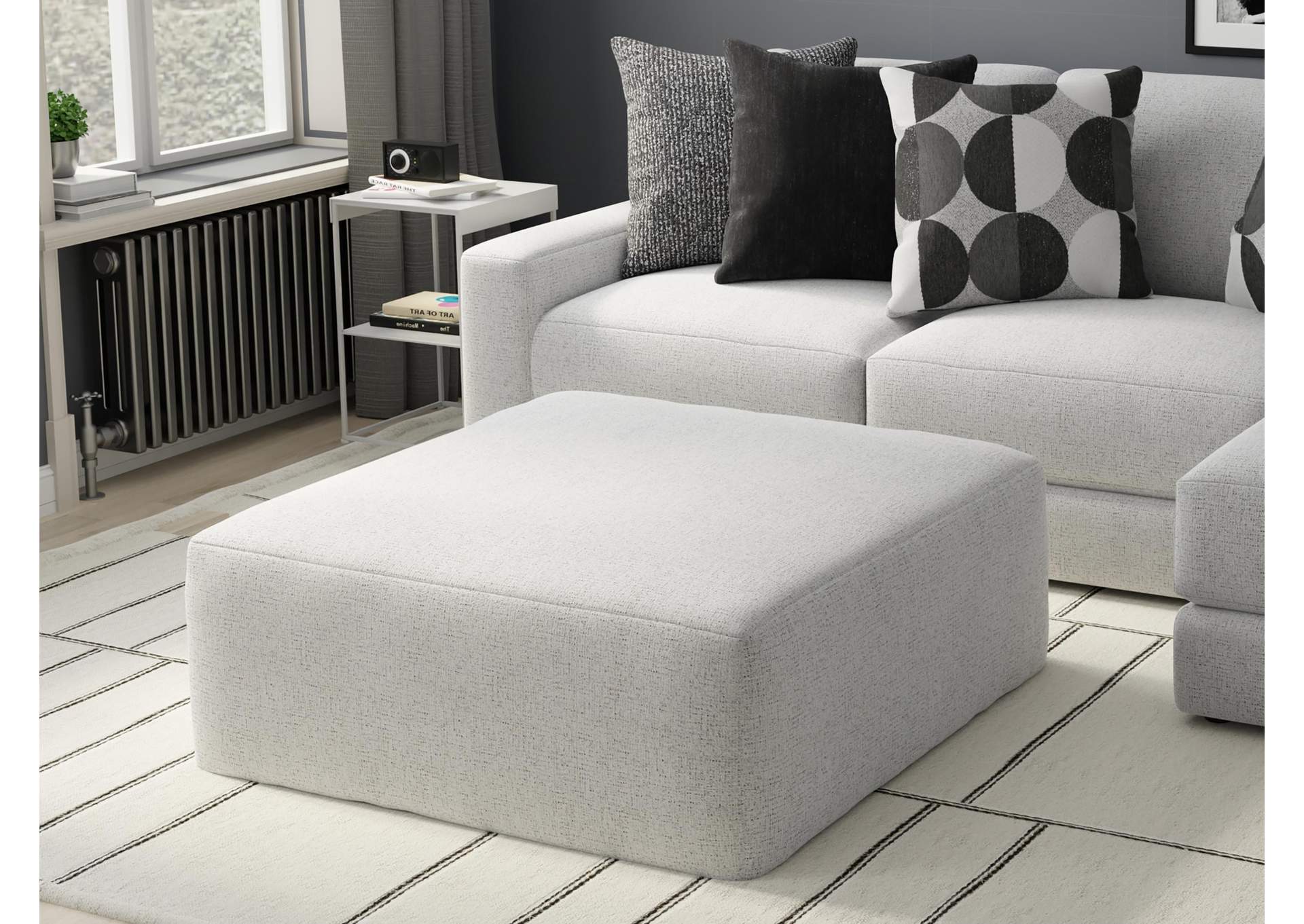 Arlo Cocktail Ottoman image 7