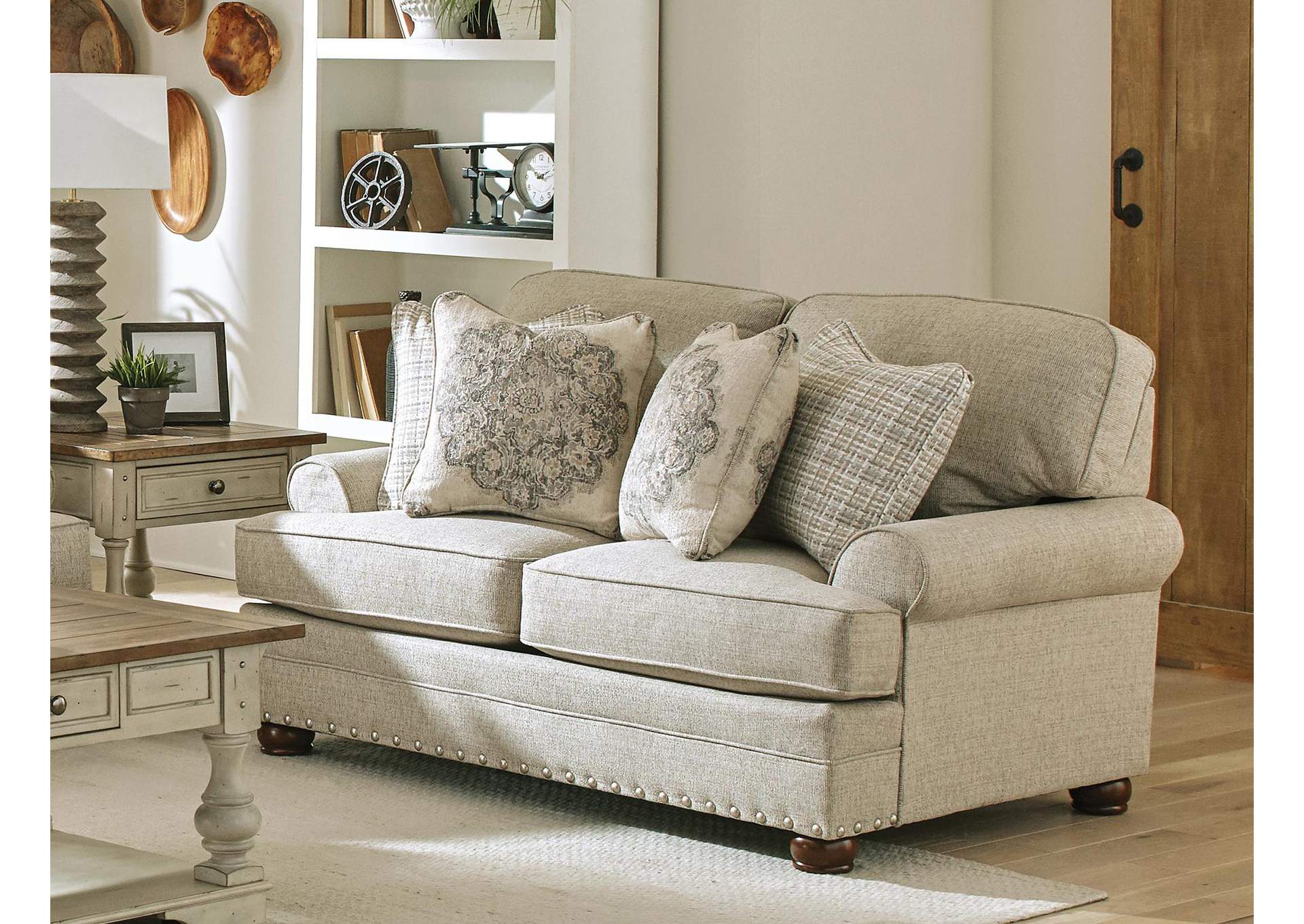 Farmington Loveseat image 6