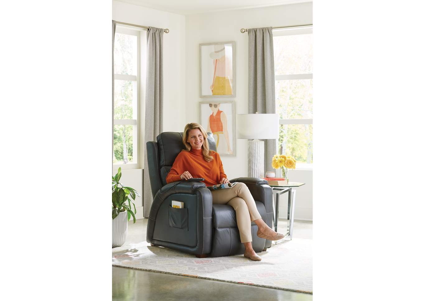 Reliever Power Headrest Power Layflat Recliner with Cr3 Massage, Zero Gravity image 9