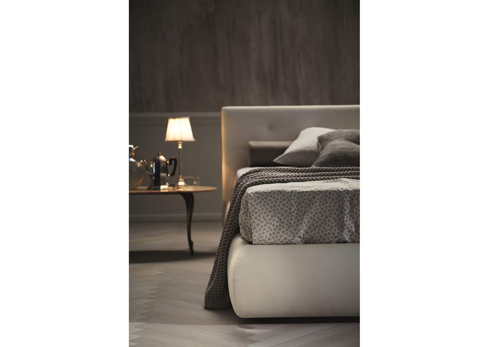 Gap King Storage Bed image 5