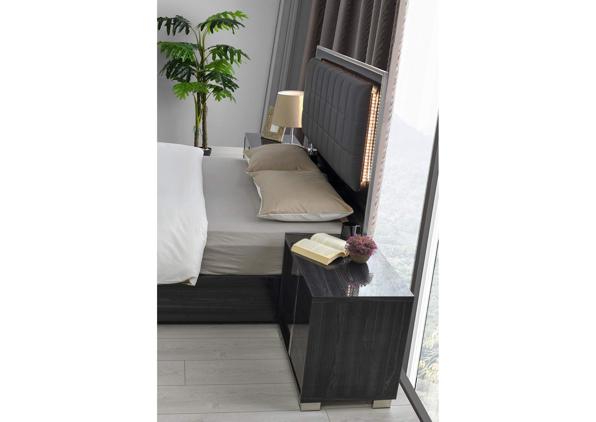 Giulia  Nightstand Left Facing In Glossy Gray image 3