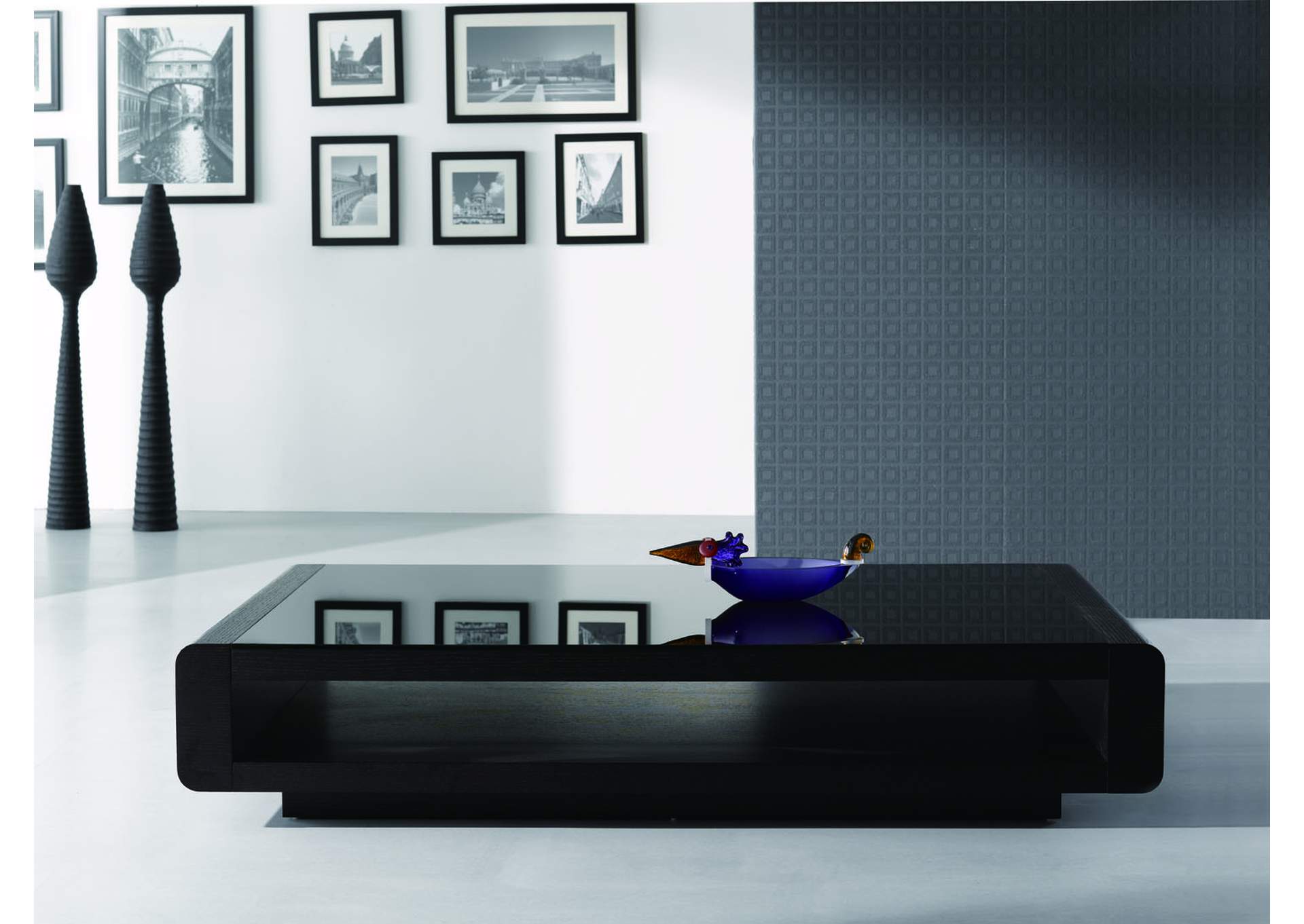 Modern Coffee Table 673 image 1