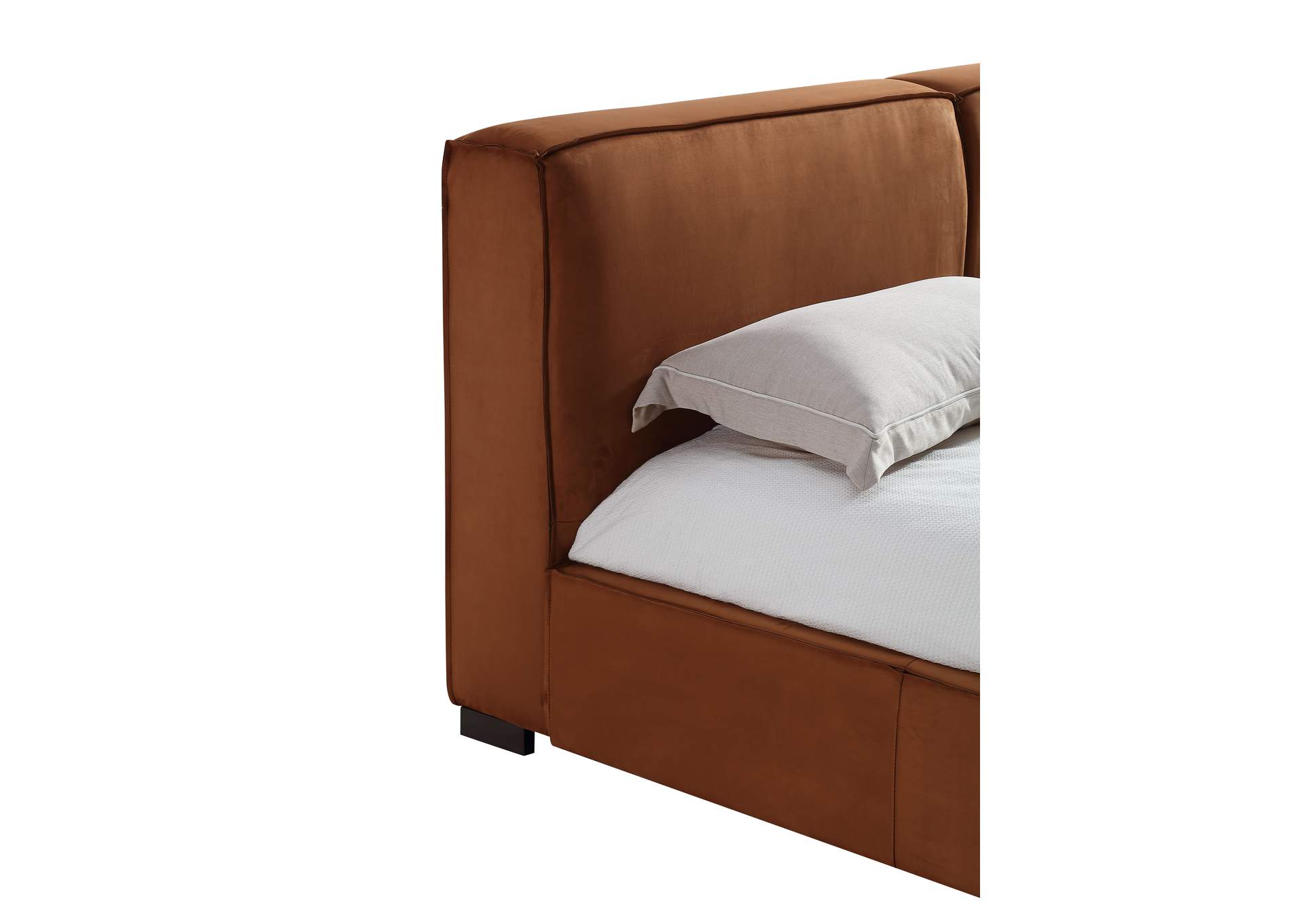 Serene Queen In Chestnut image 6