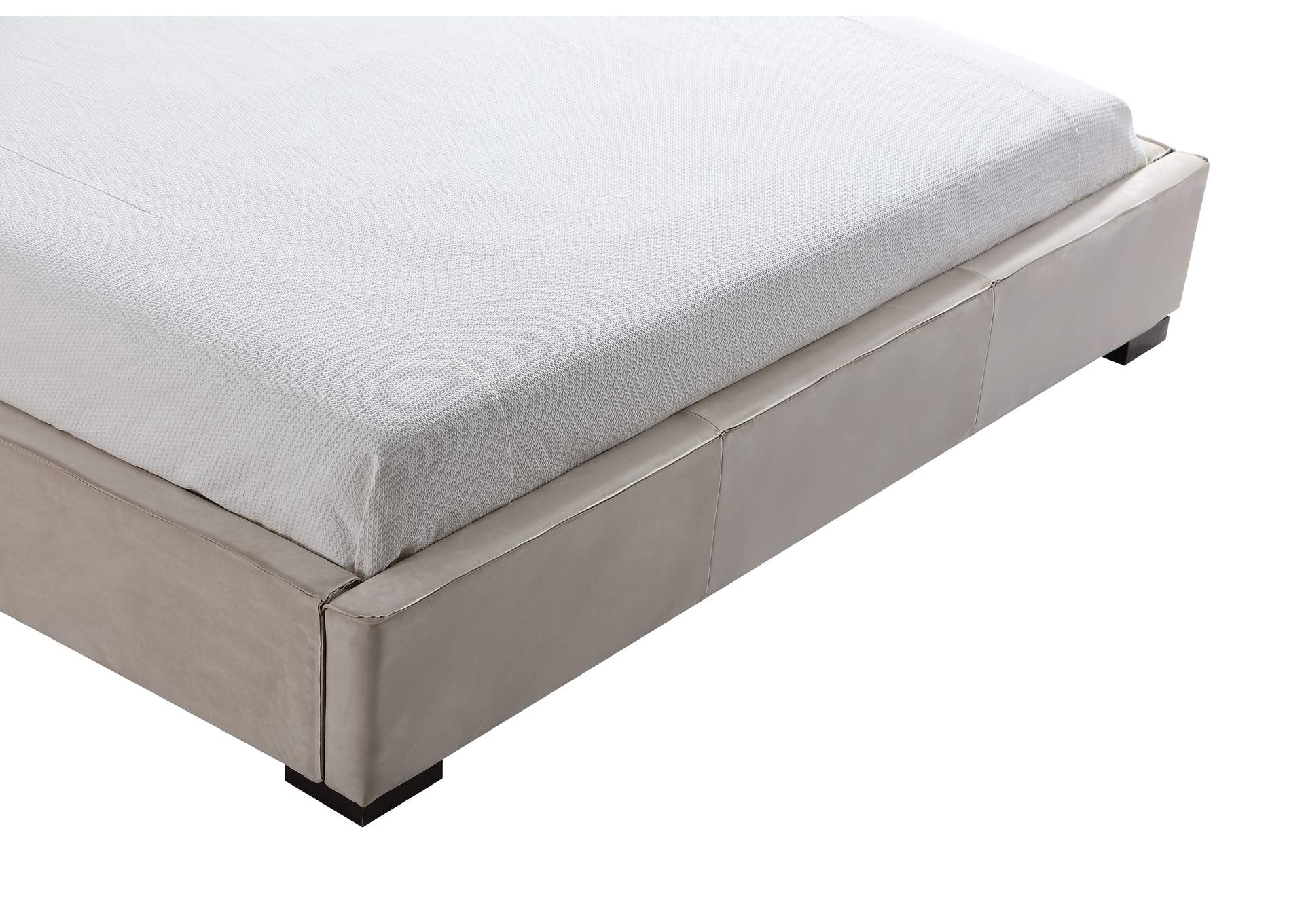 Serene King Bed In Natural image 4