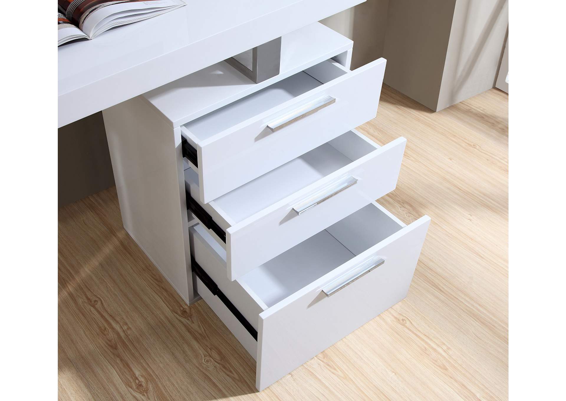Vienna Desk In White image 4