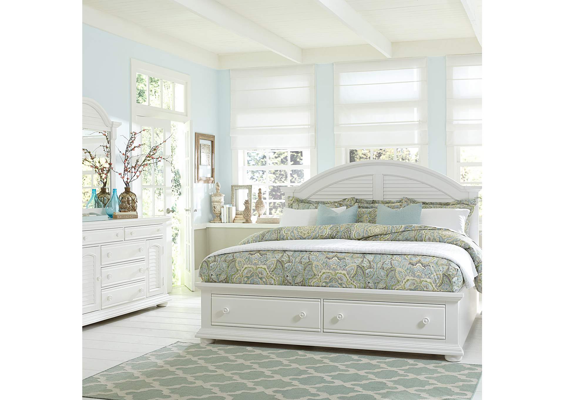 Summer House I King Storage Bed, Dresser & Mirror