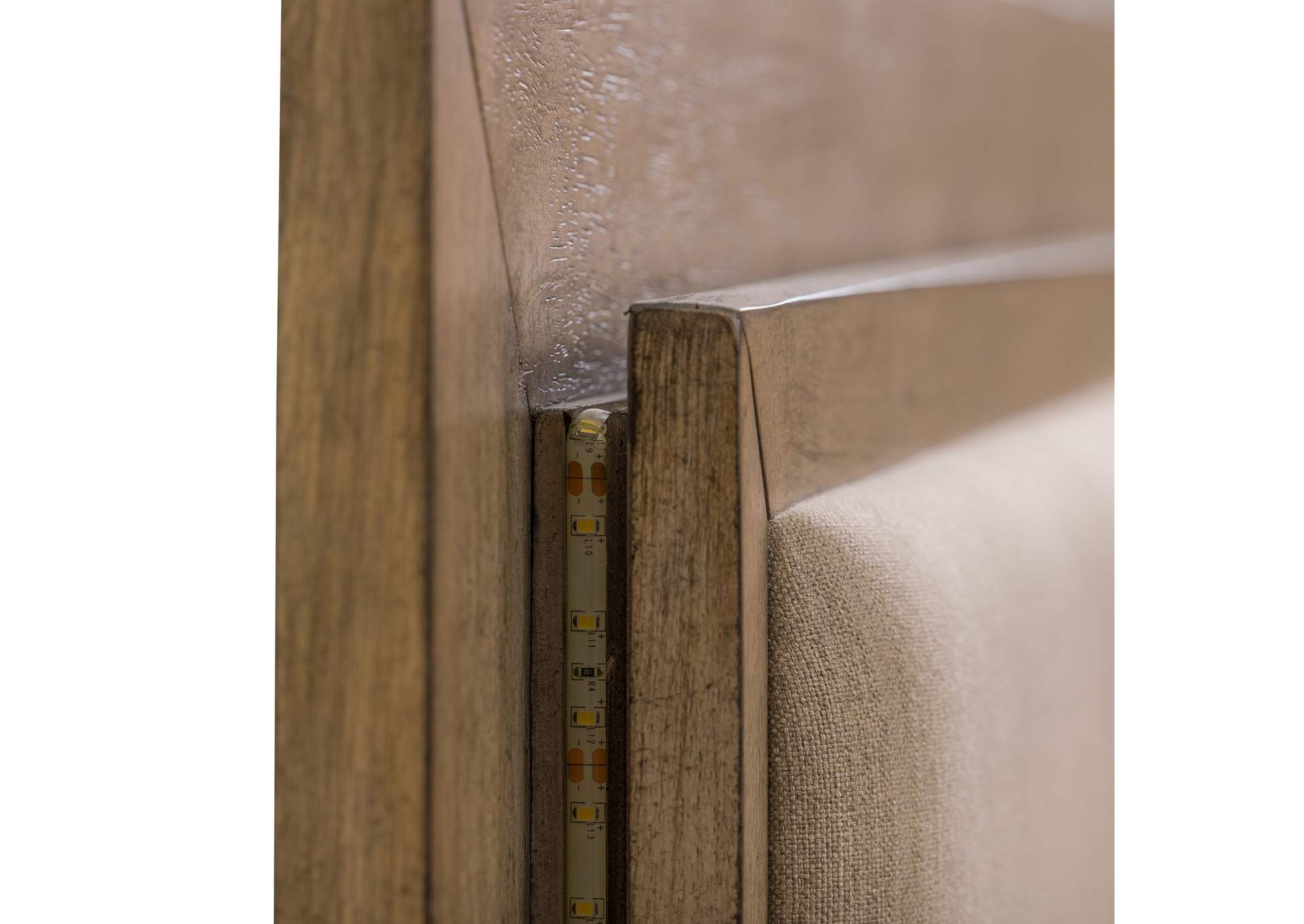 Canyon Road King Upholstered Bed