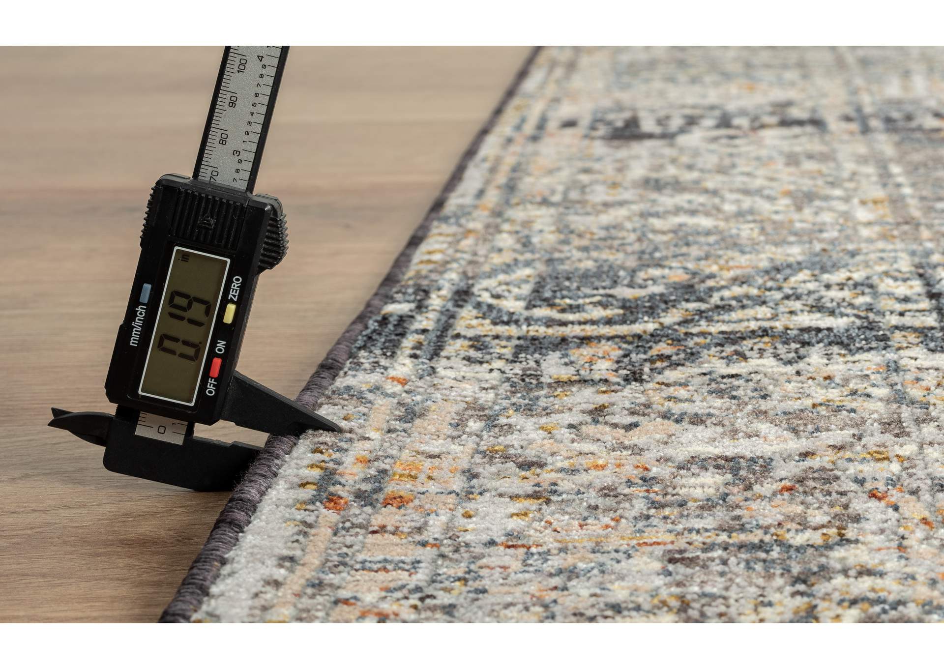 Amelia Collection  Am03  4' X 6'