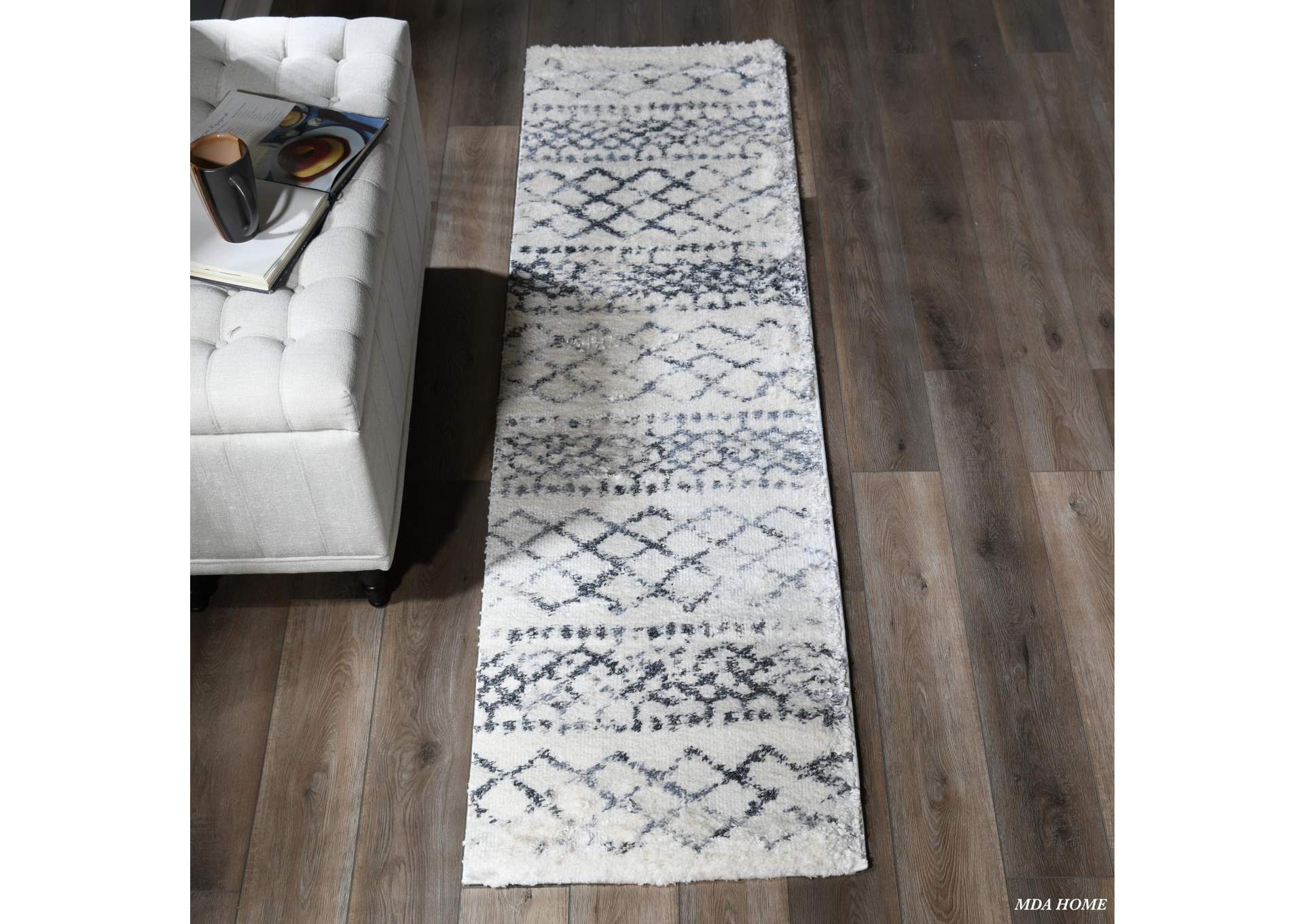 DAKU COLLECTION DK04  2'8" X 8'1" image 1