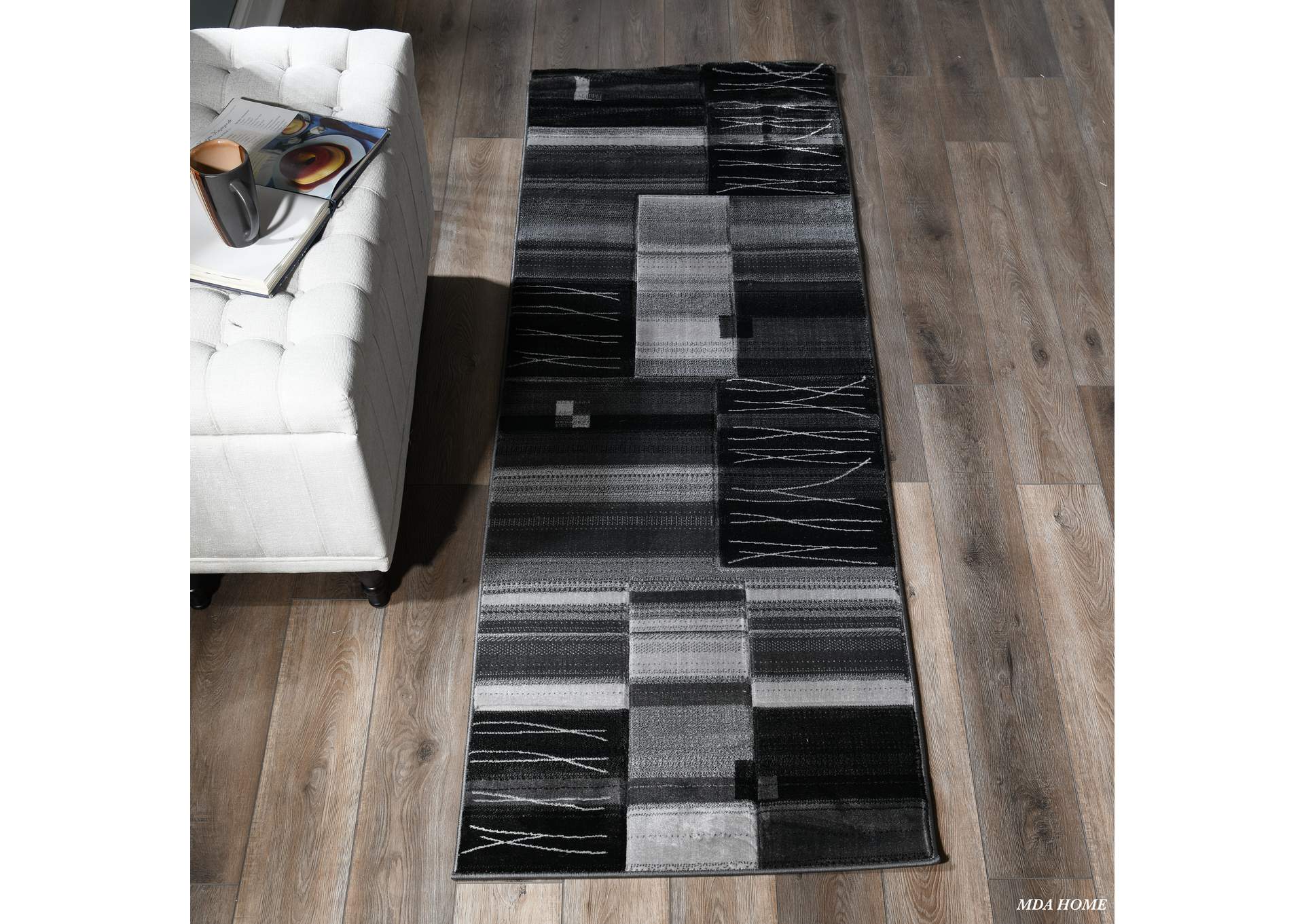 Glamor Collection Gm16 2'8'' X 8'1'' image 1