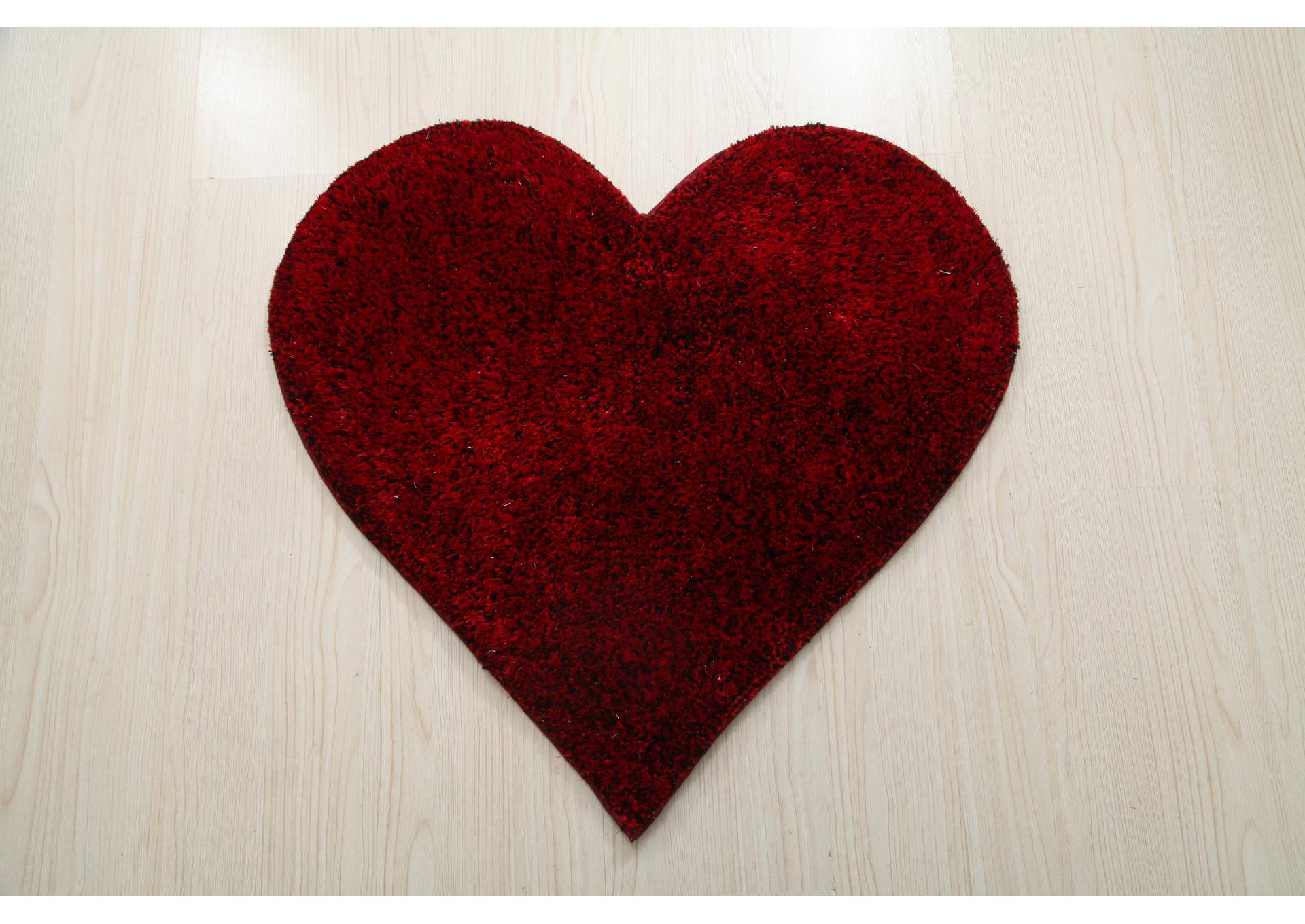 Heart Red/Black 2'4 X 2'4 Rug image 1
