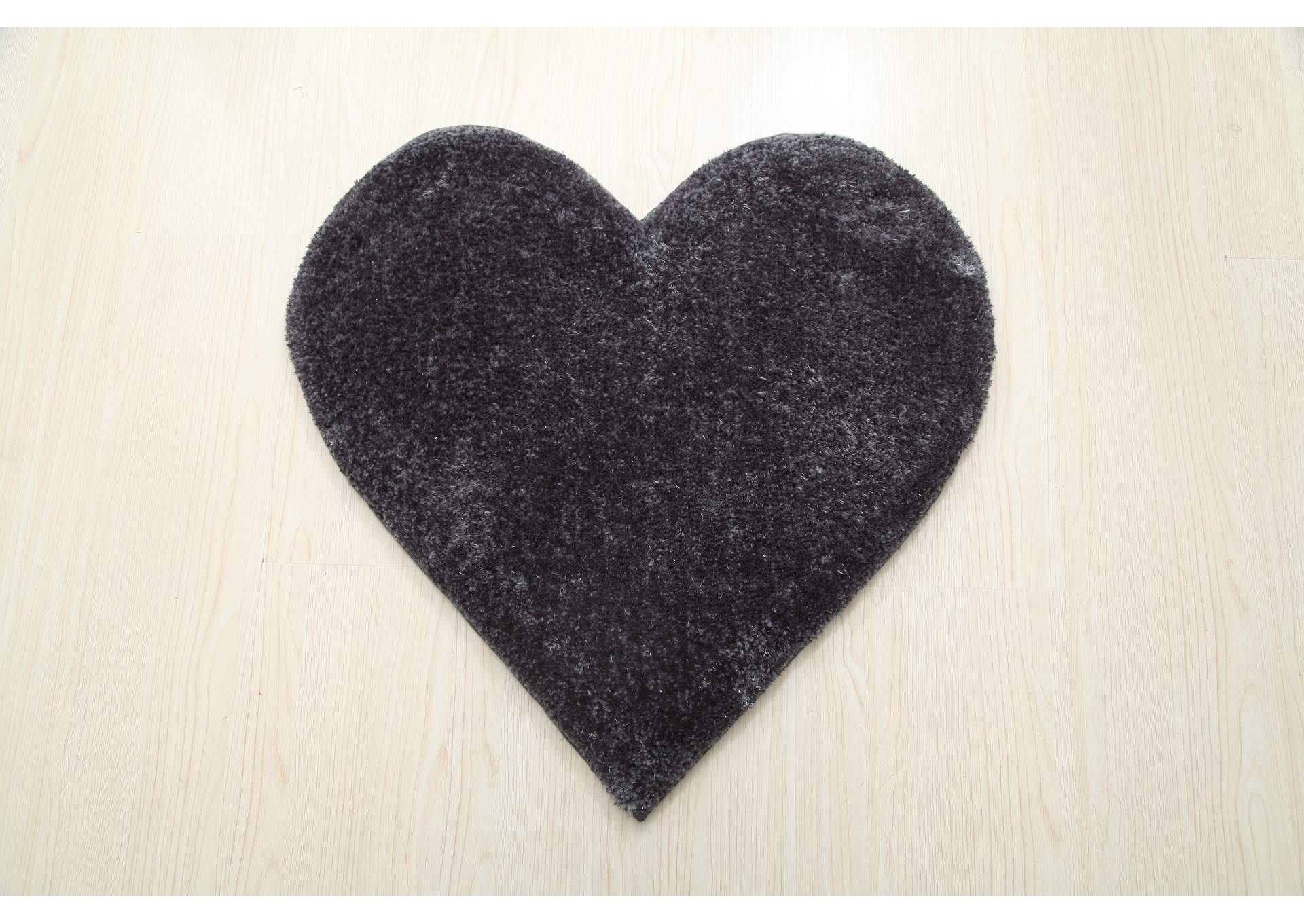 Heart D.Grey 2'4 X 2'4 Rug image 1