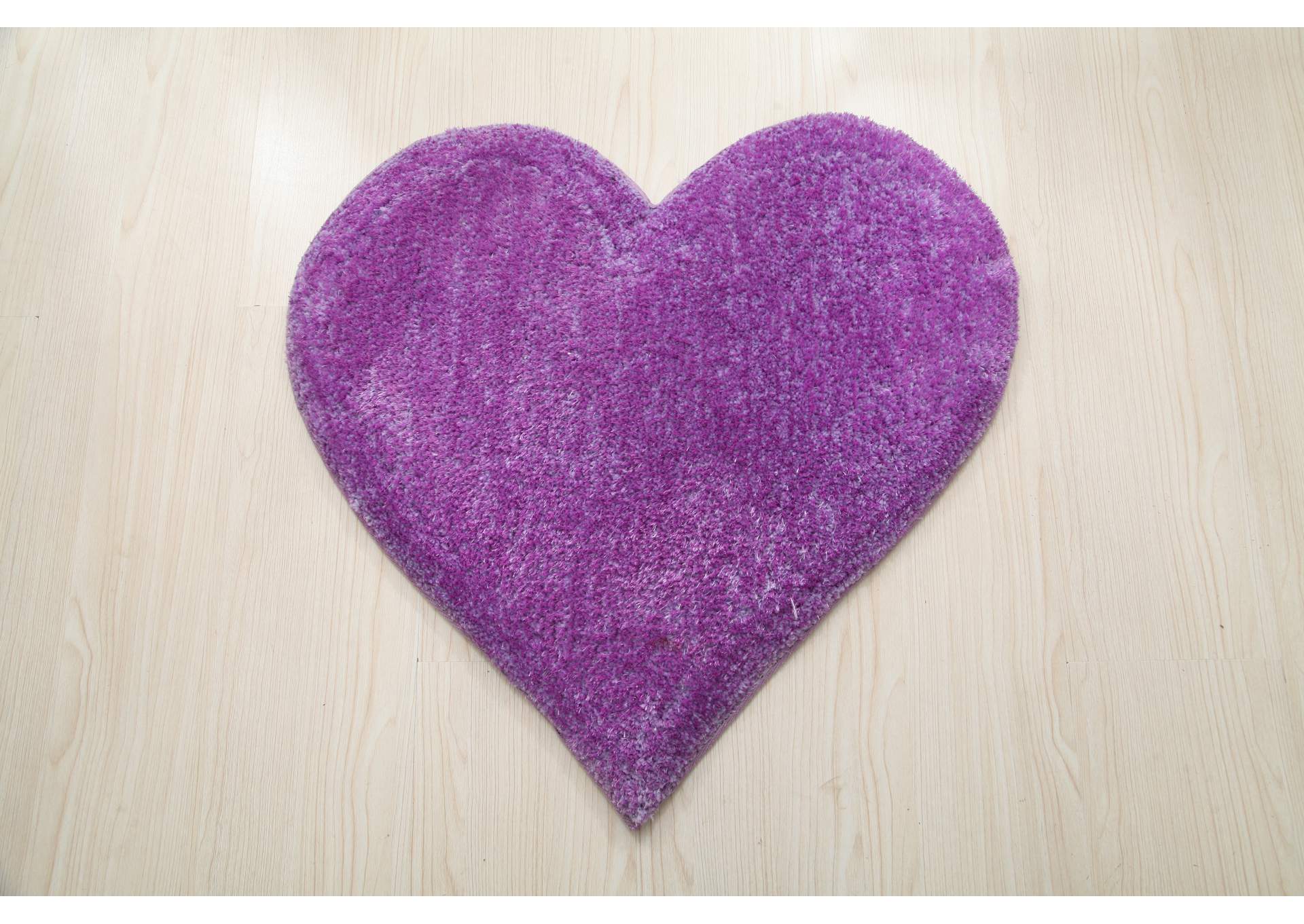 Heart L.Purple 2'4 X 2'4 Rug image 1