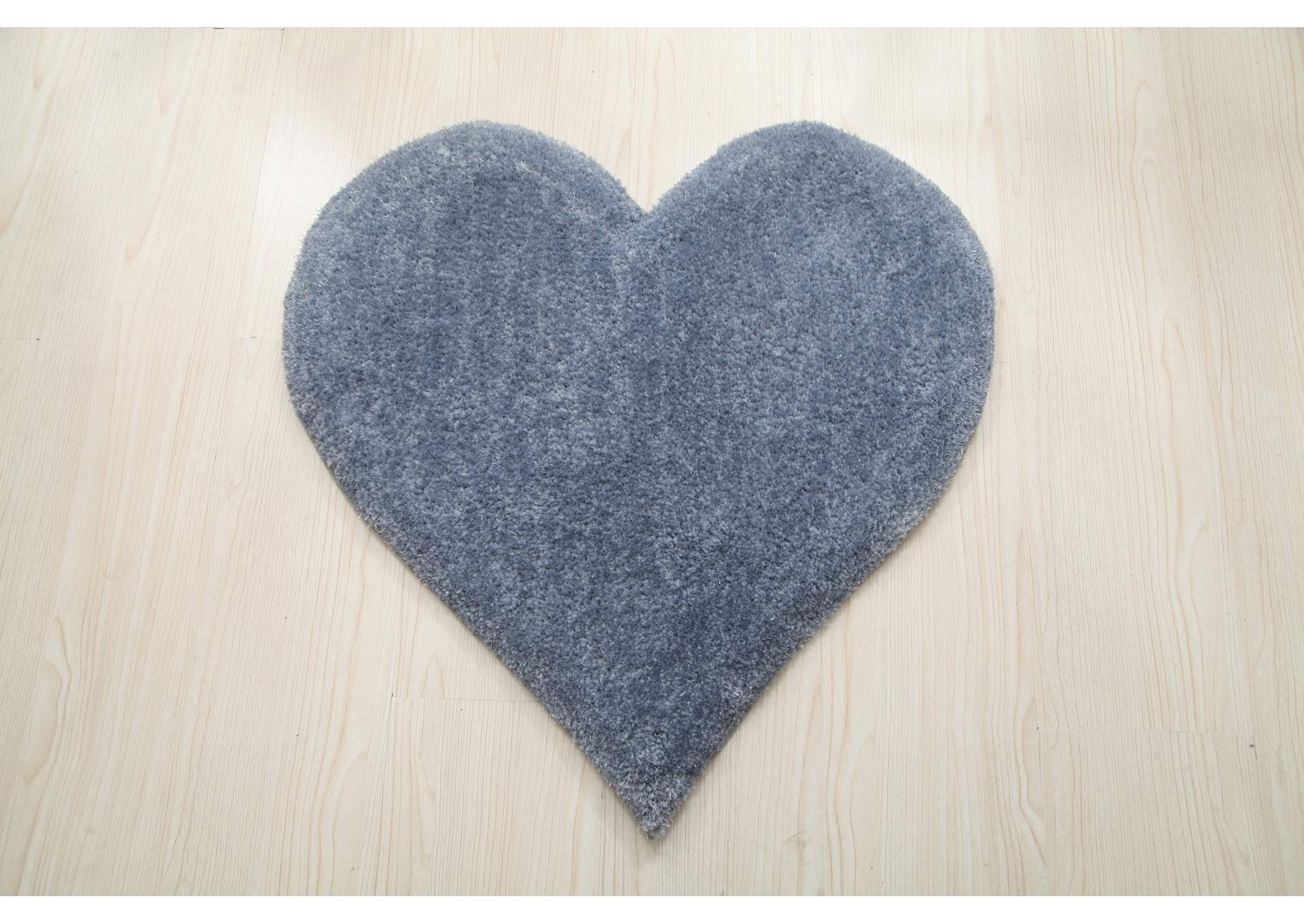 Heart Silver/Grey 2'4 X 2'4 Rug image 1