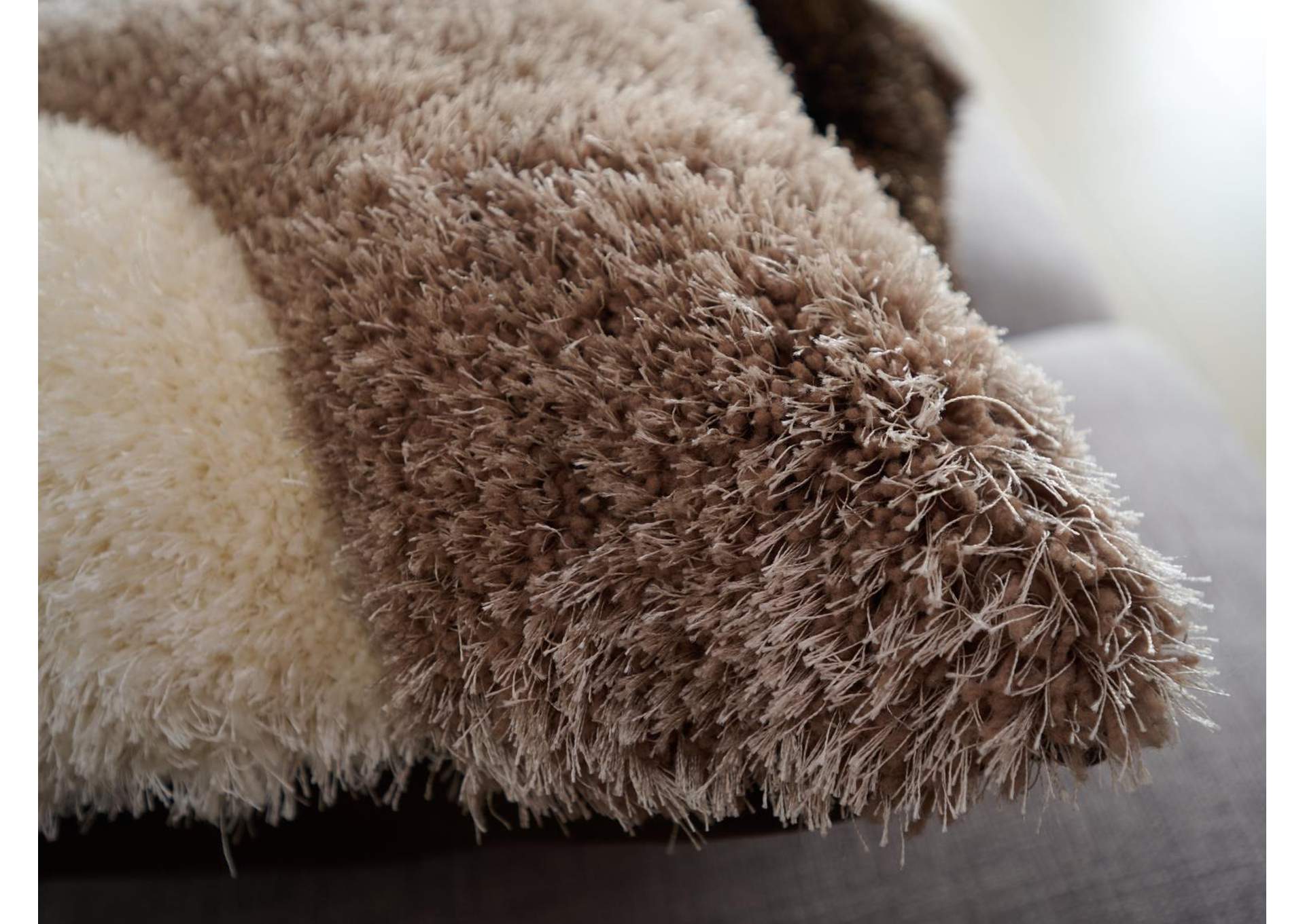 MATEOS PILLOW  MSP66  20