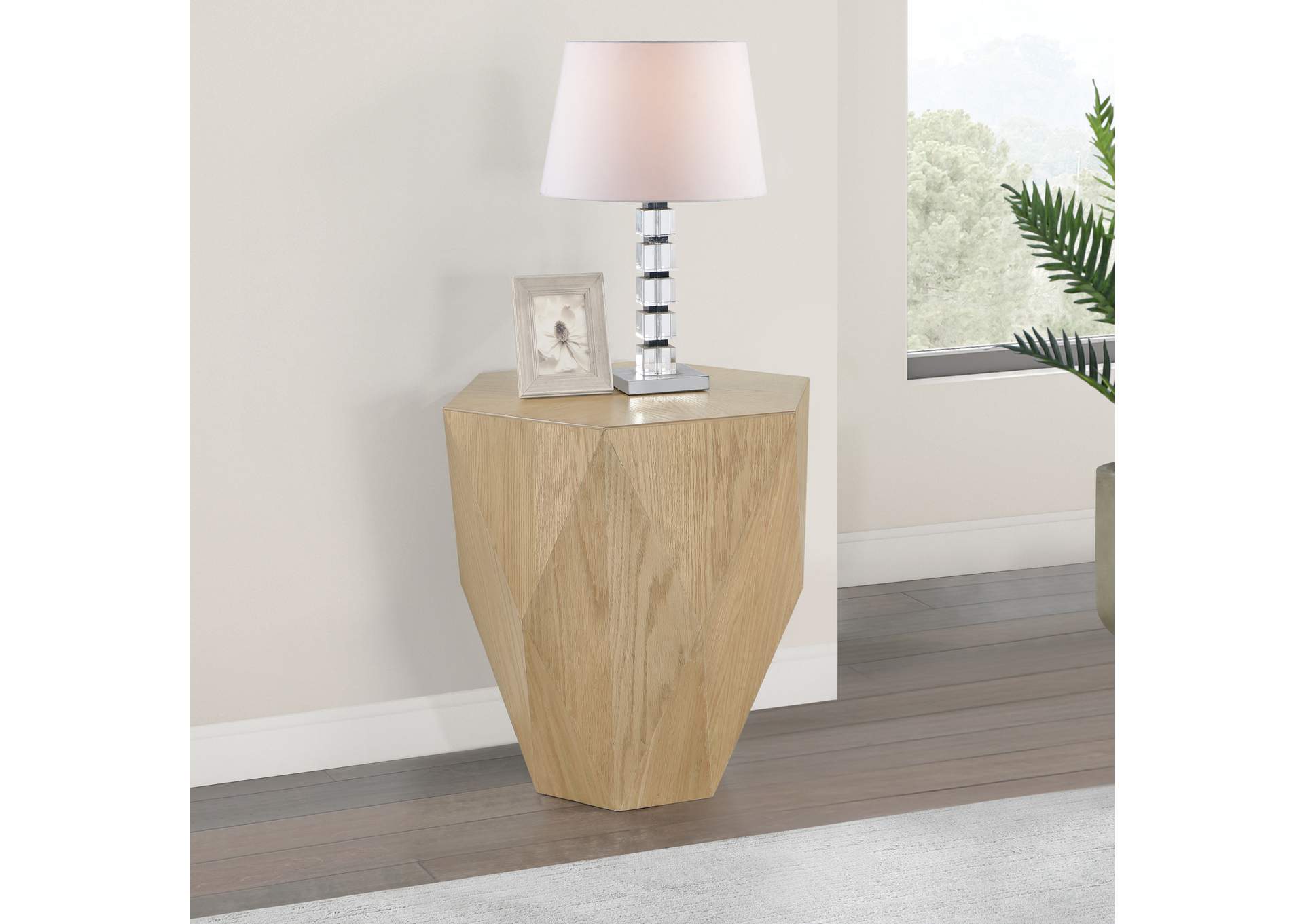 Diamante Oak End Table image 3