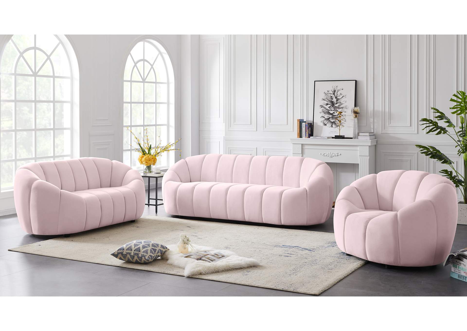 Elijah Pink Velvet Loveseat
