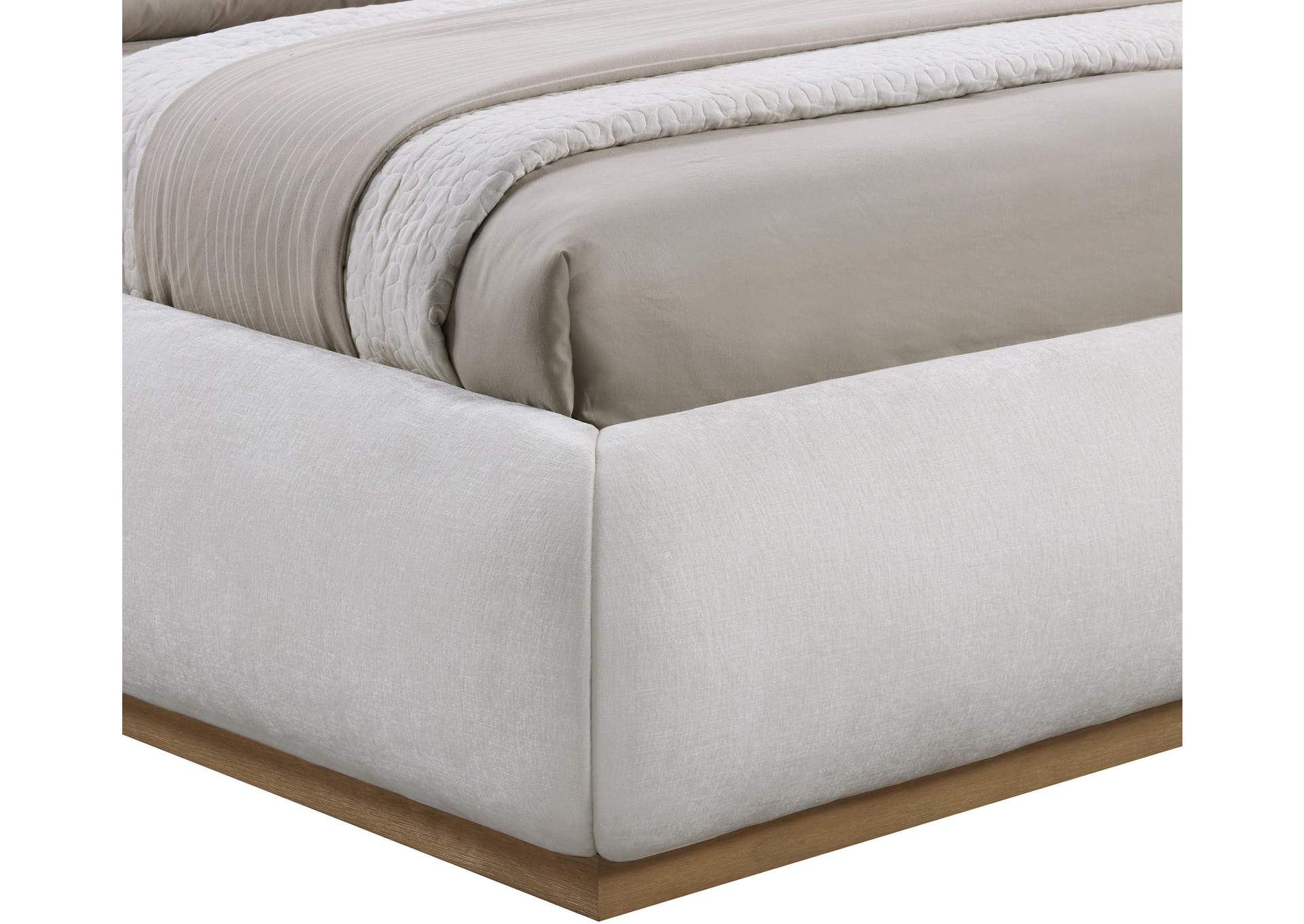 Vaughn Cream Queen Bed