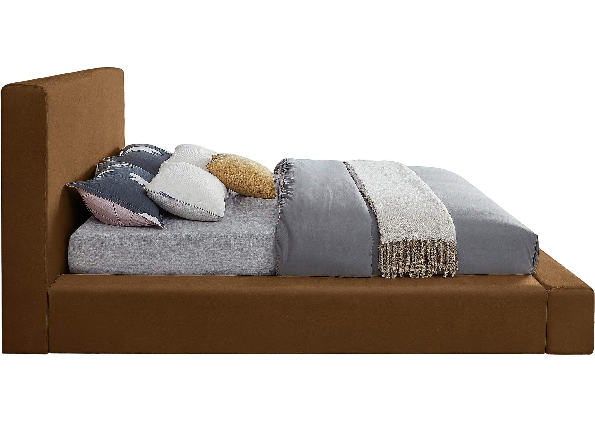 Dorian Saddle Velvet Queen Bed image 5