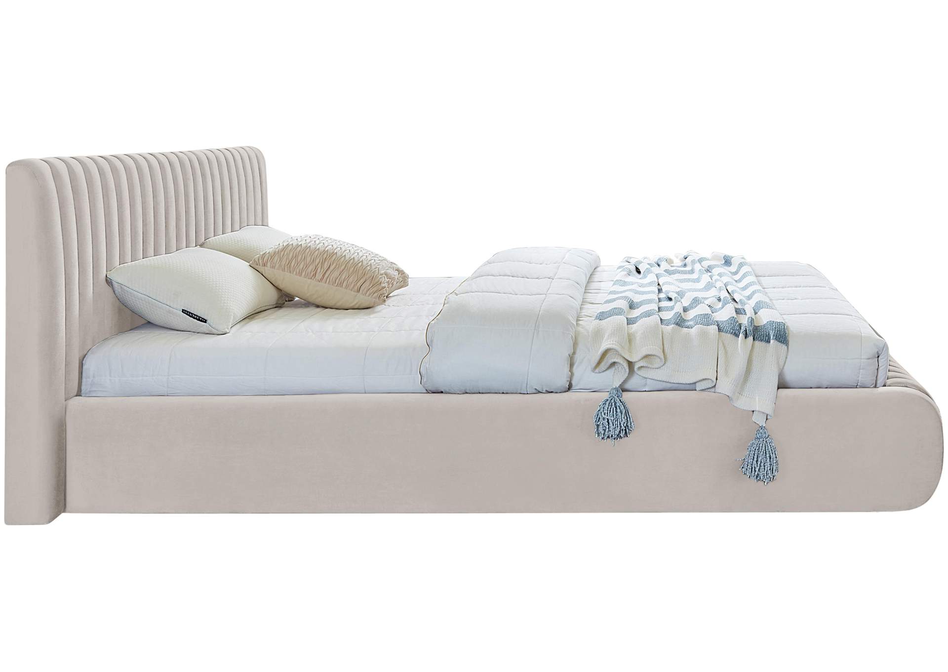 Nico Cream Velvet Full Bed