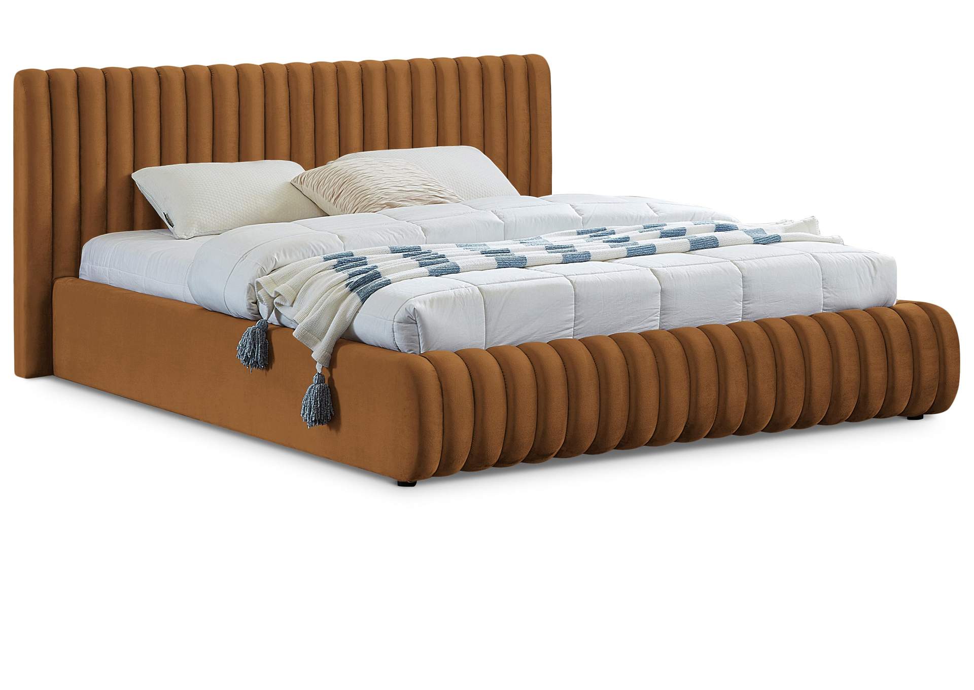 Nico Saddle Velvet Full Bed