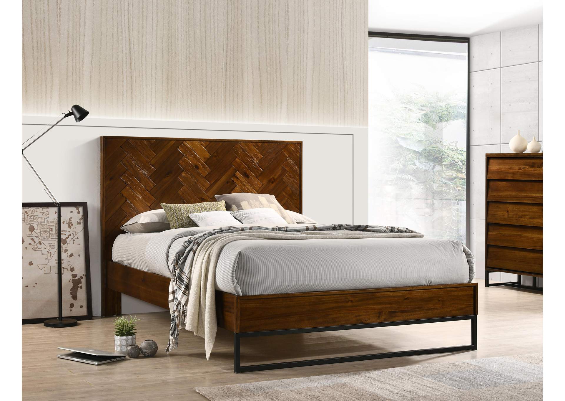 Reed Antique Coffee King Bed (3 Boxes)