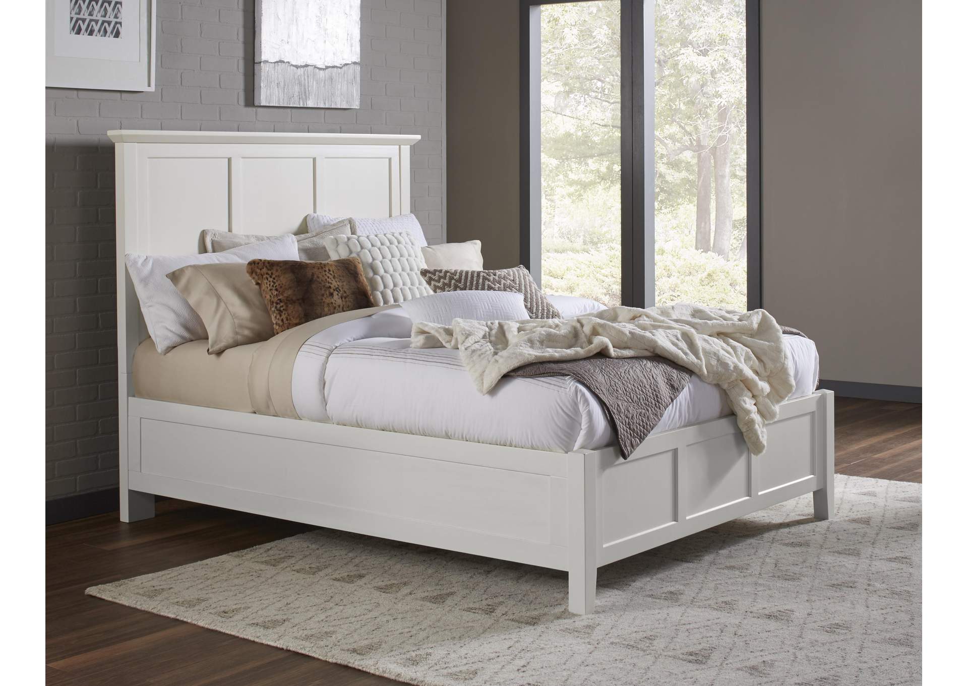 Cal King Paragon Wood Panel Bed In White