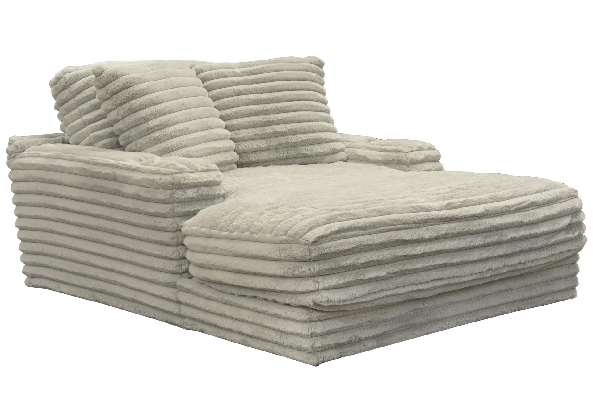 Comfrey Chaise image 1