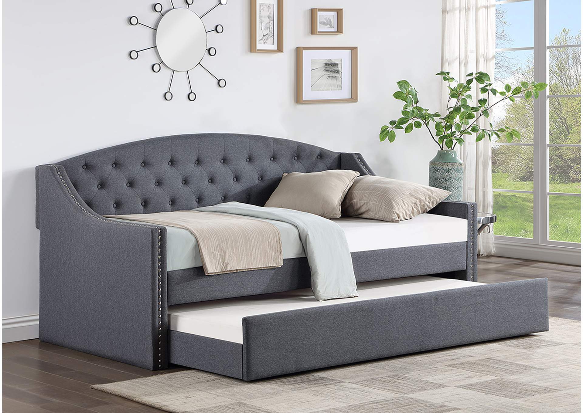 B903 Day Bed image 1