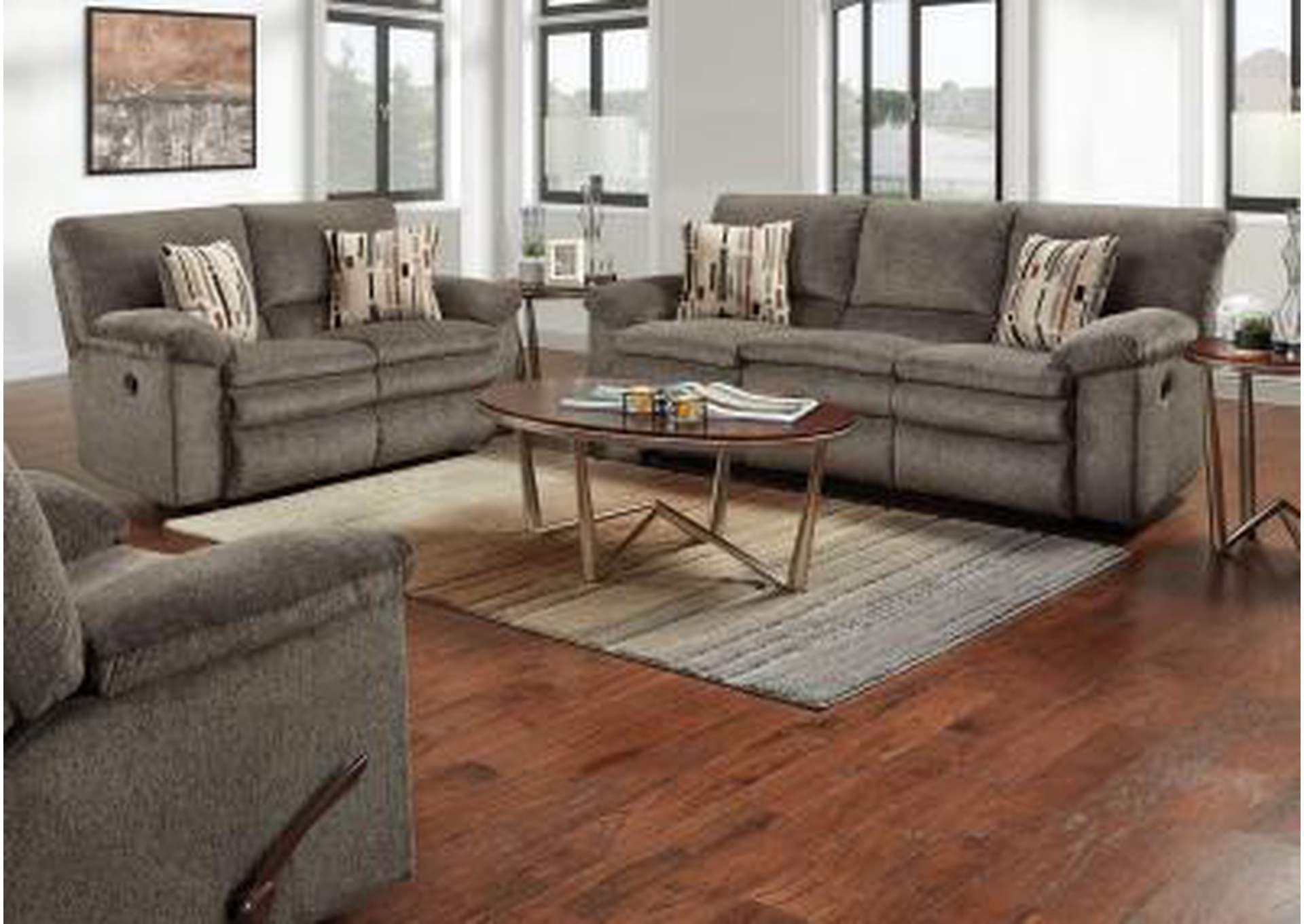 U103 Reclining Loveseat image 1