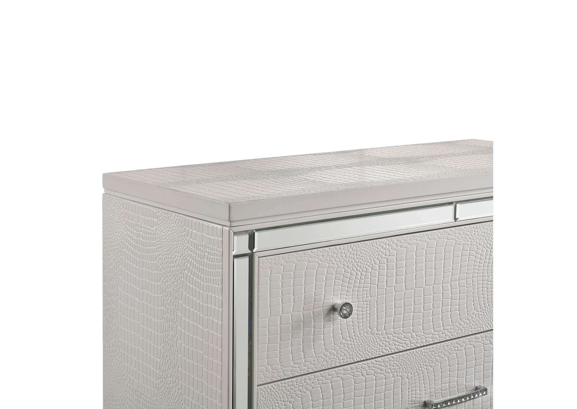 Valentino King Bed 5pc Bed,Dresser,Mirror,Nightstand,Chest White image 4