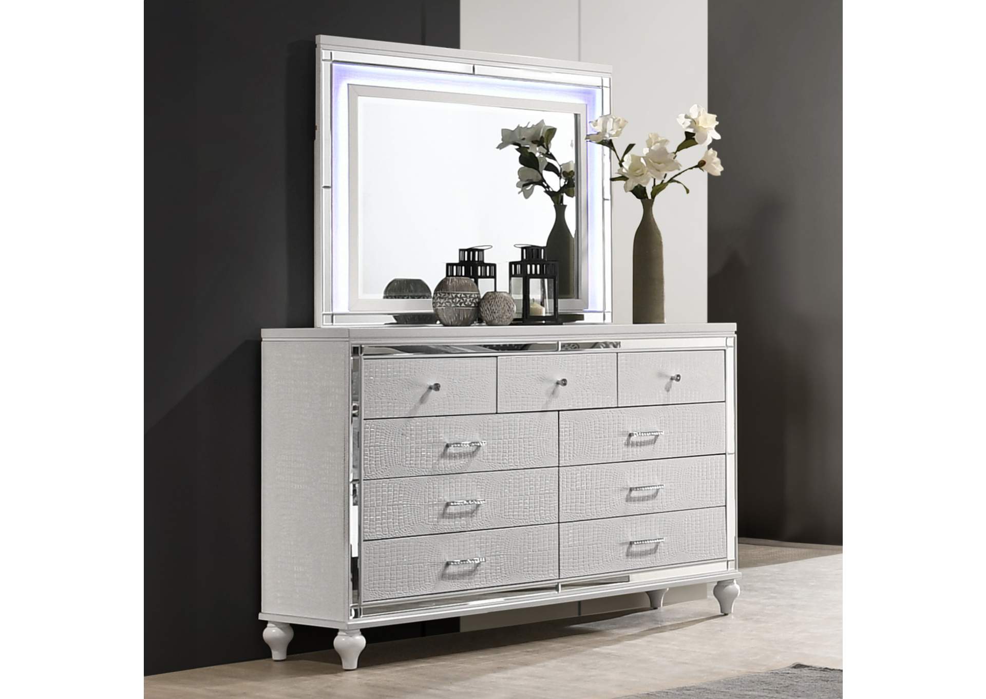 VALENTINO - QUEEN 6 PIECE SET - BED, DRESSER, MIRROR, CHEST, 2 NIGHTSTANDS - WHITE