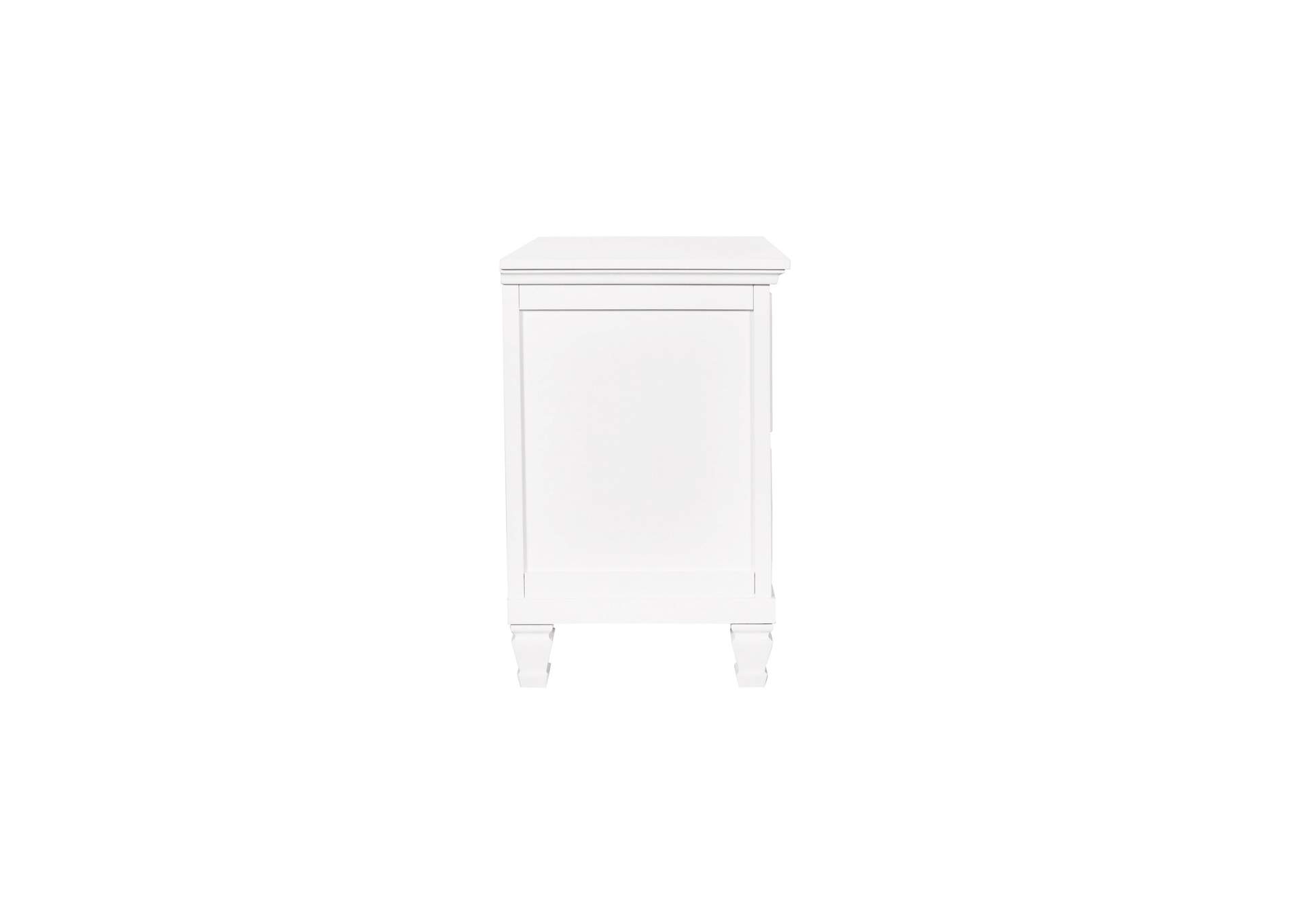 TAMARACK QUEEN 5 PIECE - BED, DRESSER, MIRROR, NIGHTSTAND, CHEST - WHITE